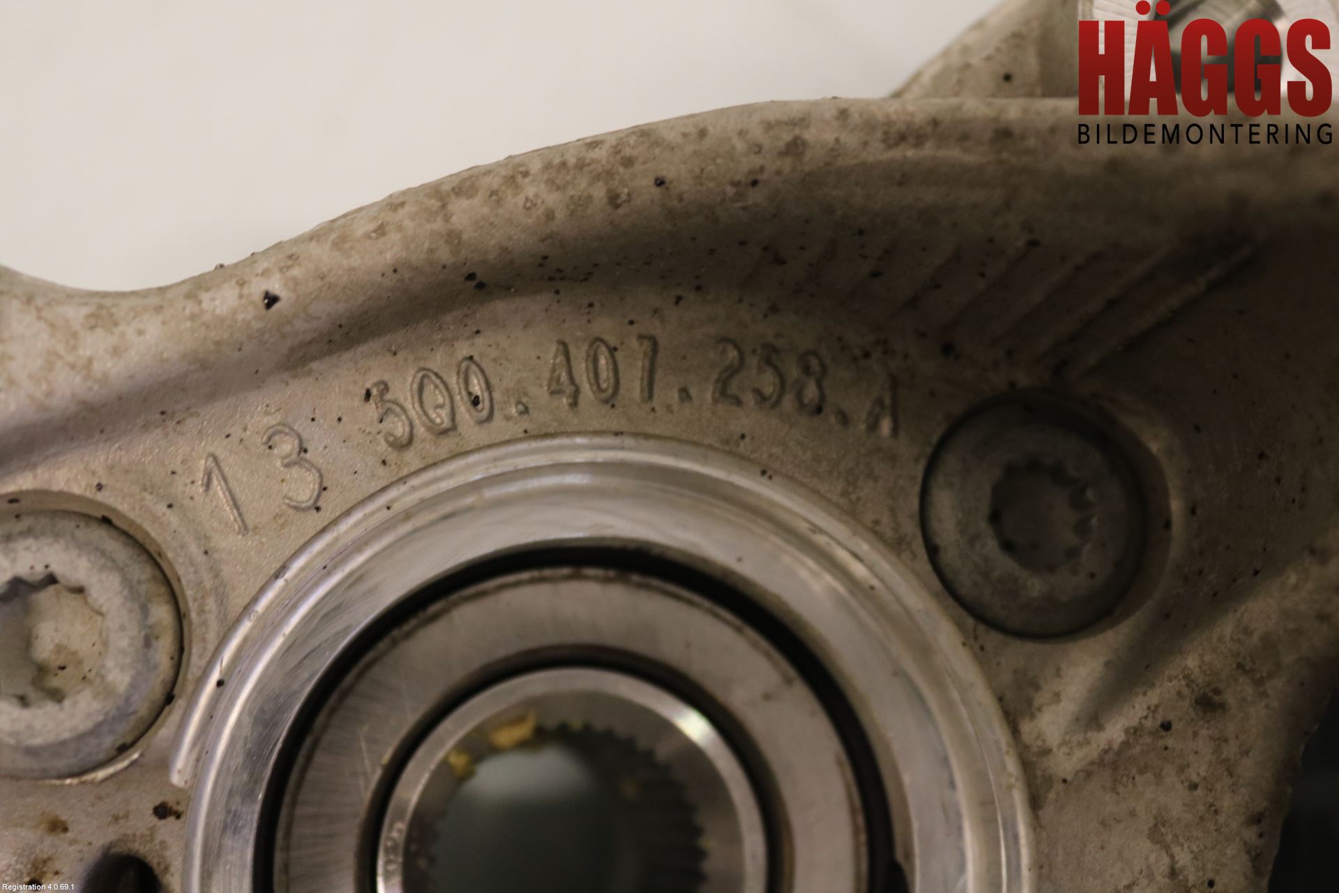 Volkswagen VW TIGUAN 16-24 Styrspindel Lagerhus Hö