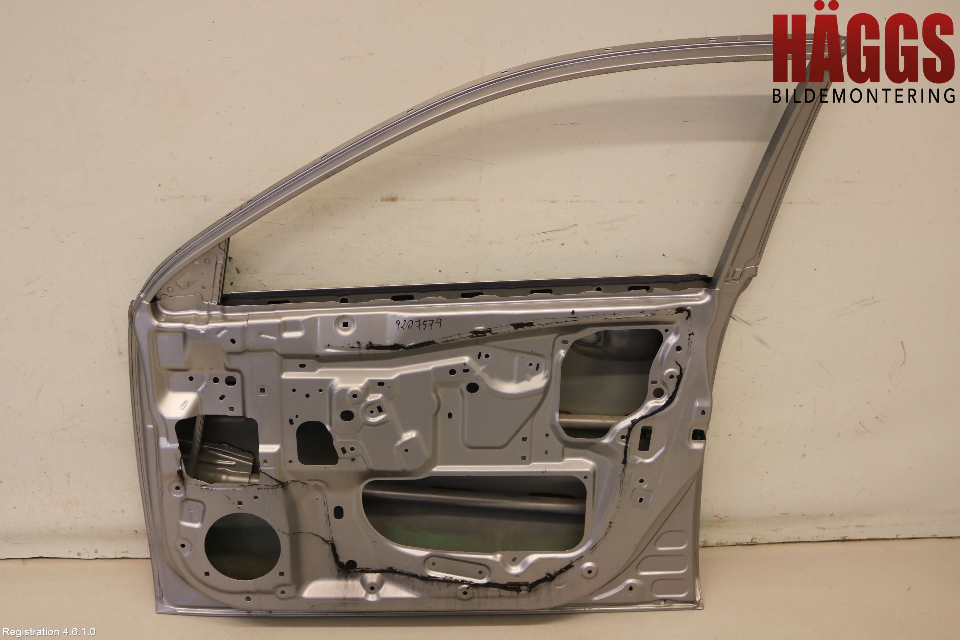 Subaru OUTBACK 10-15 Dörr Fram Höger