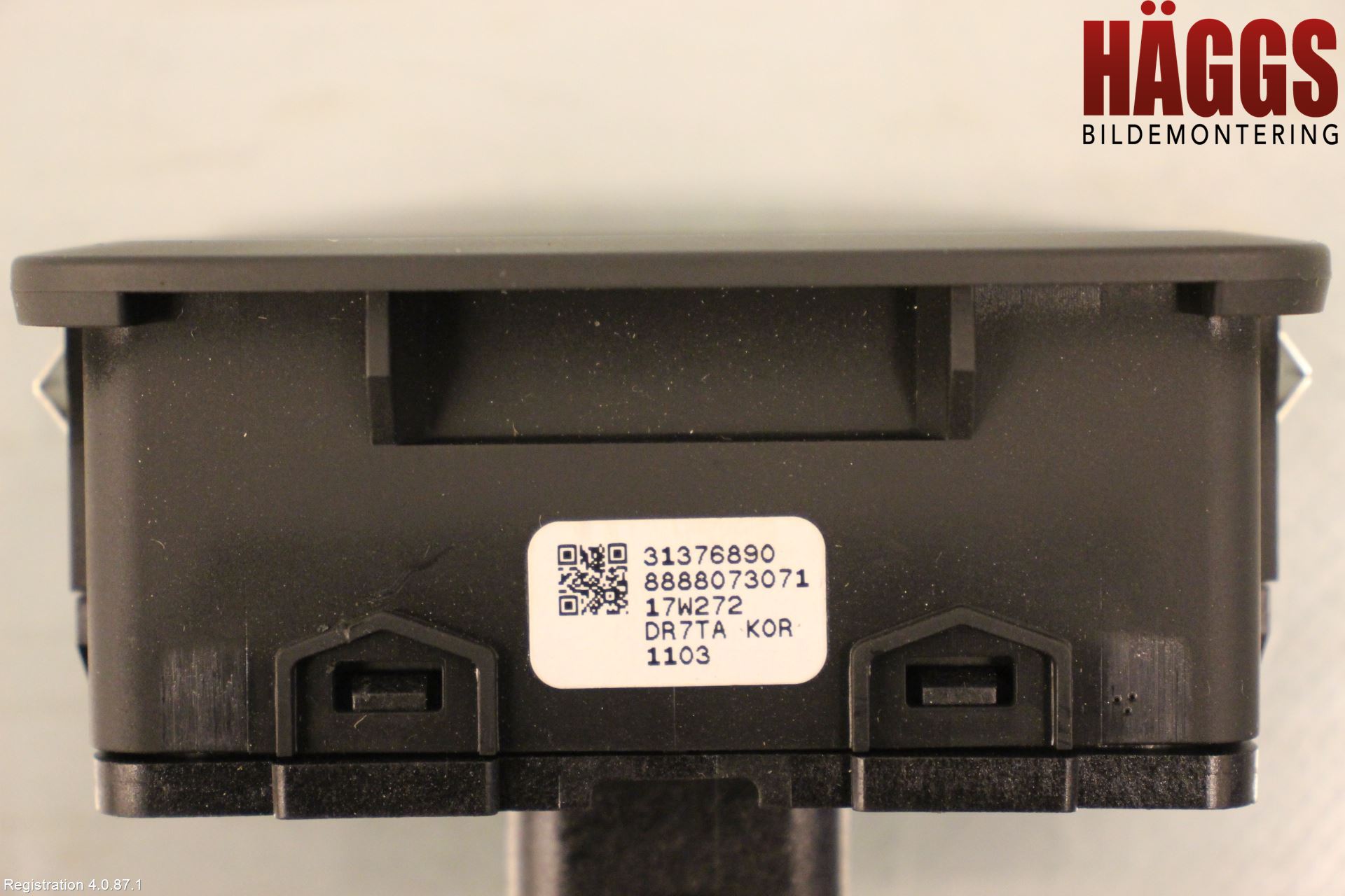 Volvo V90 17->> Strömställare Baklucka