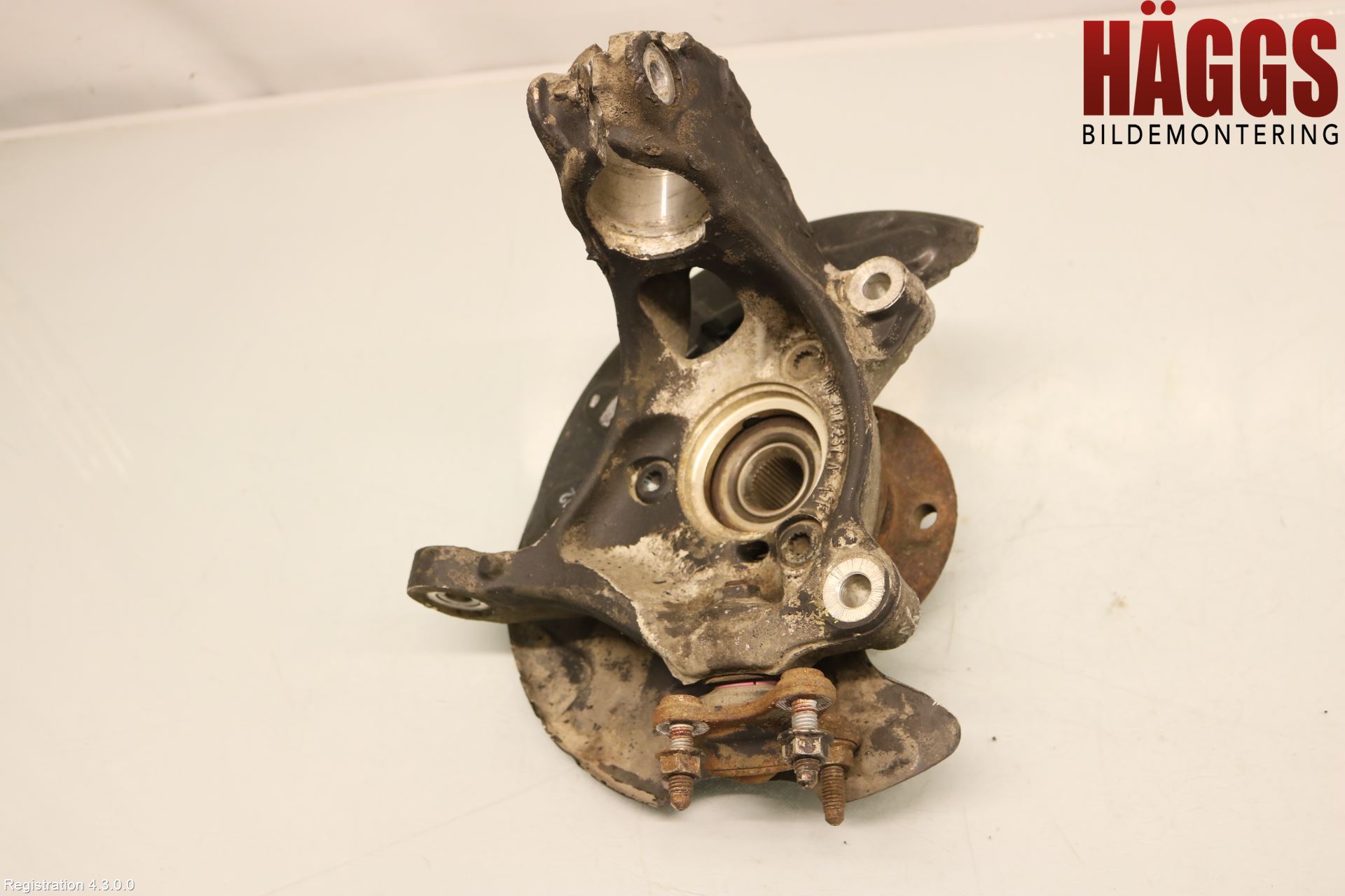 Audi A3/S3 8V 13-20 Styrspindel Lagerhus Vä