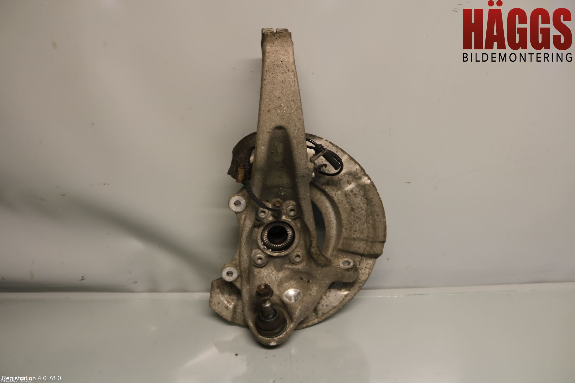 BMW 5 F10/F11/F18 09-17 Styrspindel Lagerhus Vä
