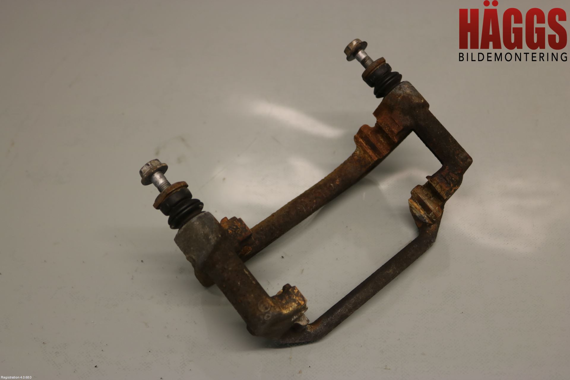 Toyota AURIS 13-19 Bromsokshållare