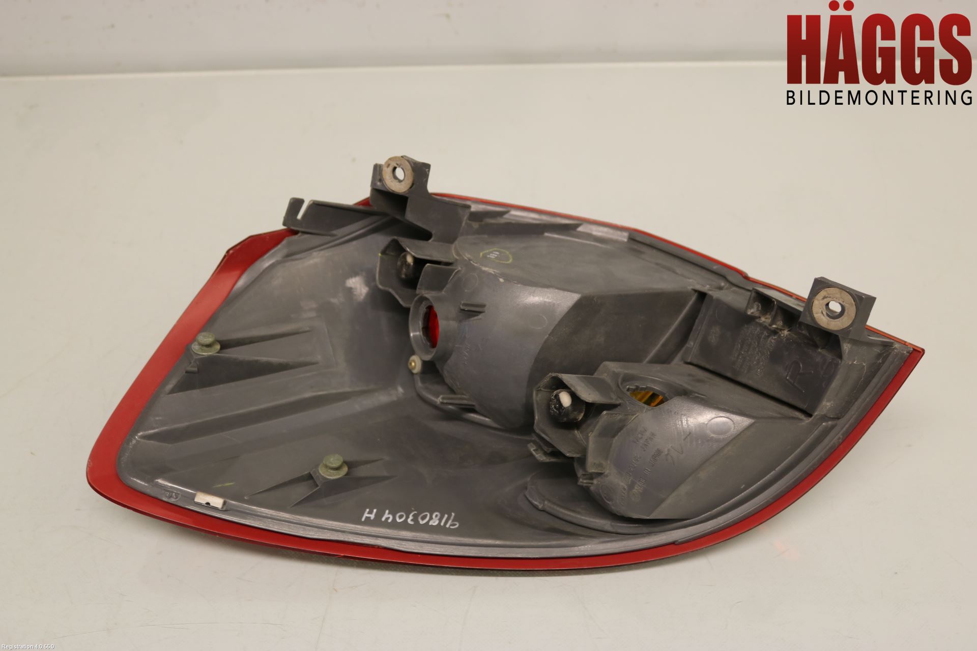 Subaru LEGACY    04-06 Bakljus Höger