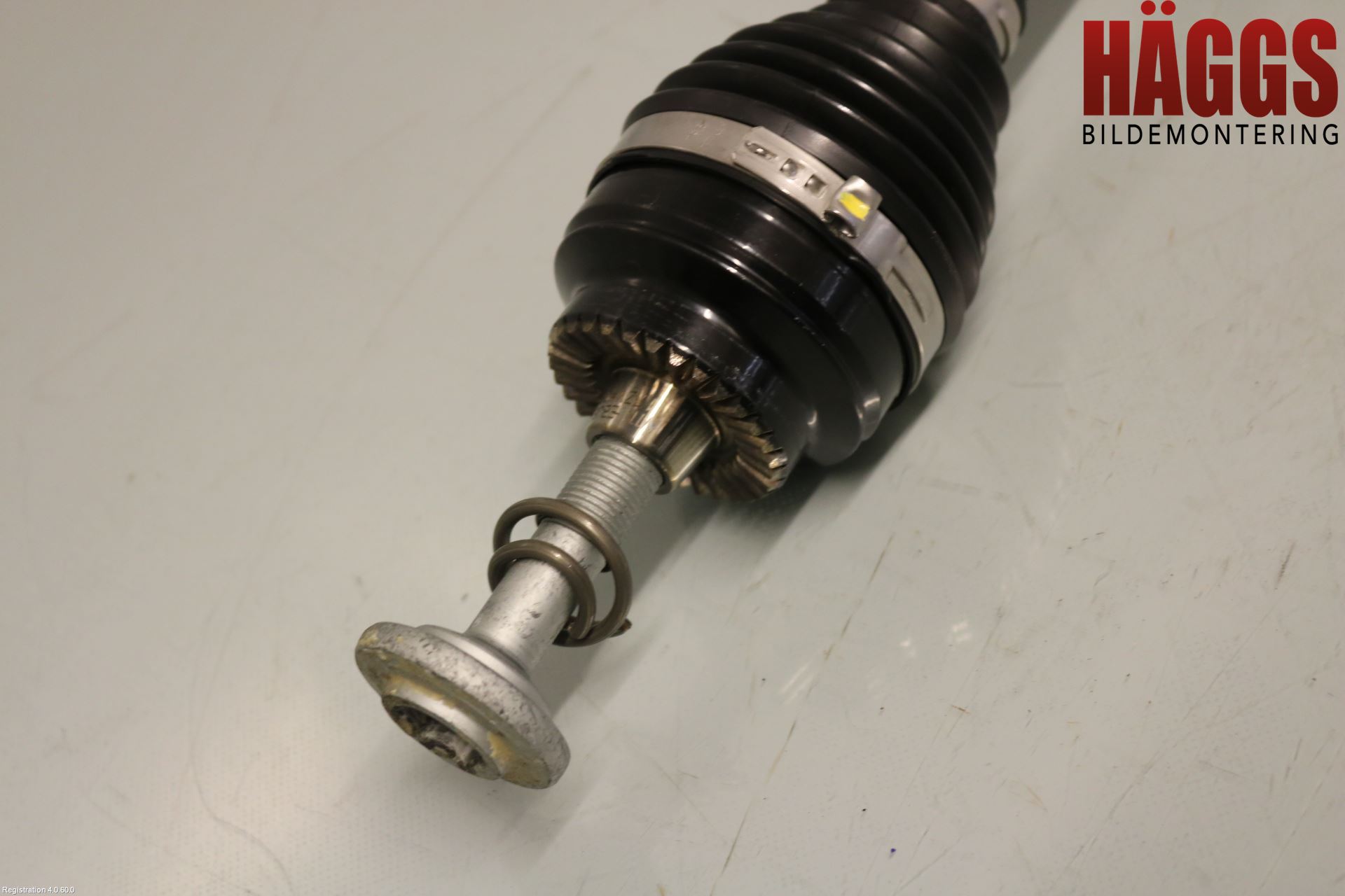 Mini COUNTRYMAN F60 17-23 Drivaxel Bak Vä-Hö