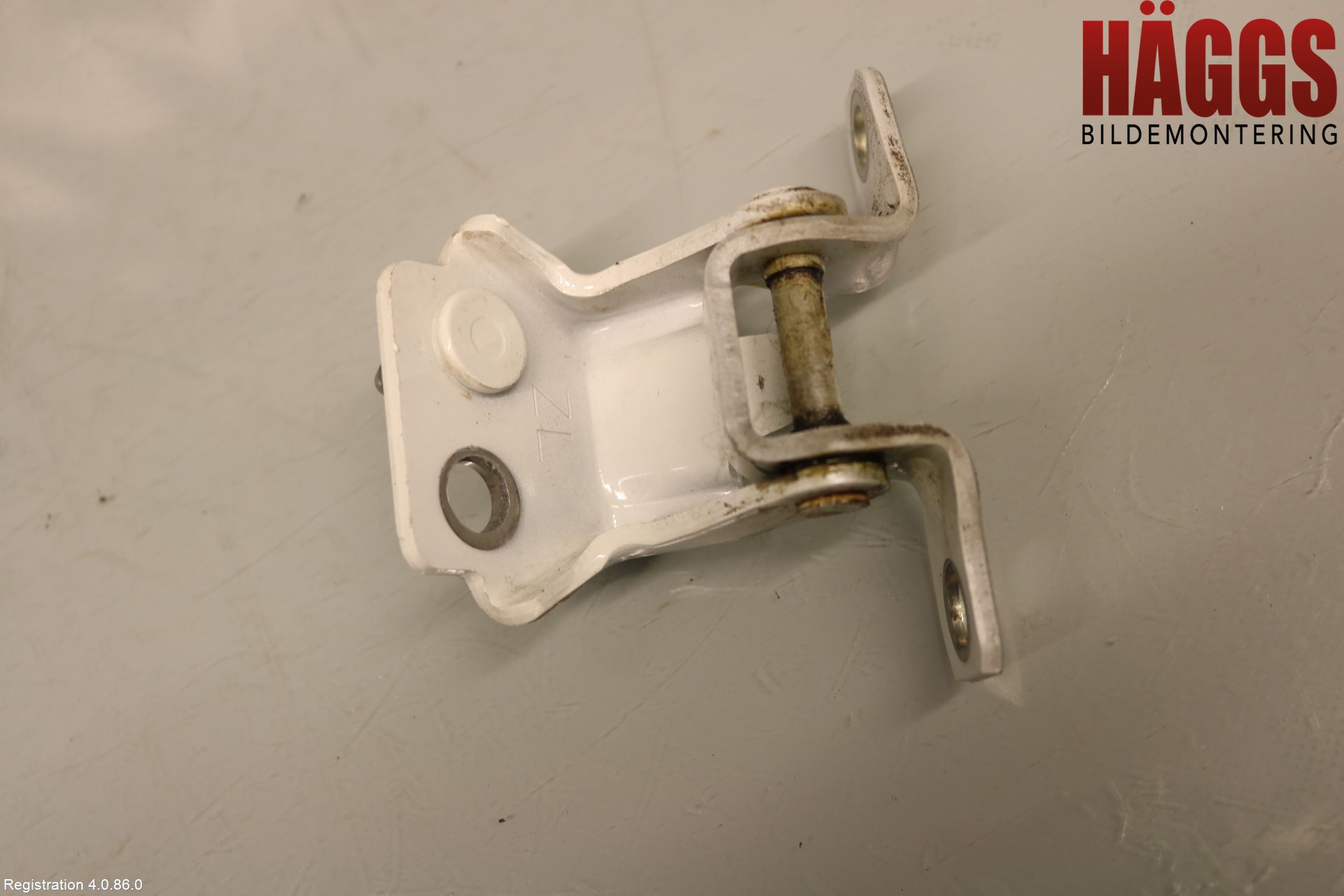 Mazda CX-5 12-17 Dörrgångjärn