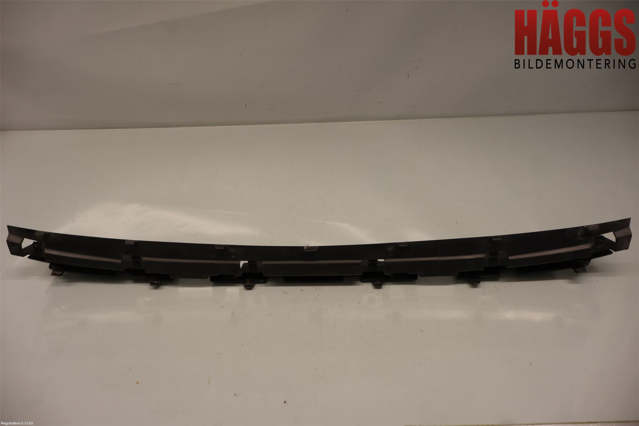 Volvo XC60 14-17 Stötfångardel Bak Mitt