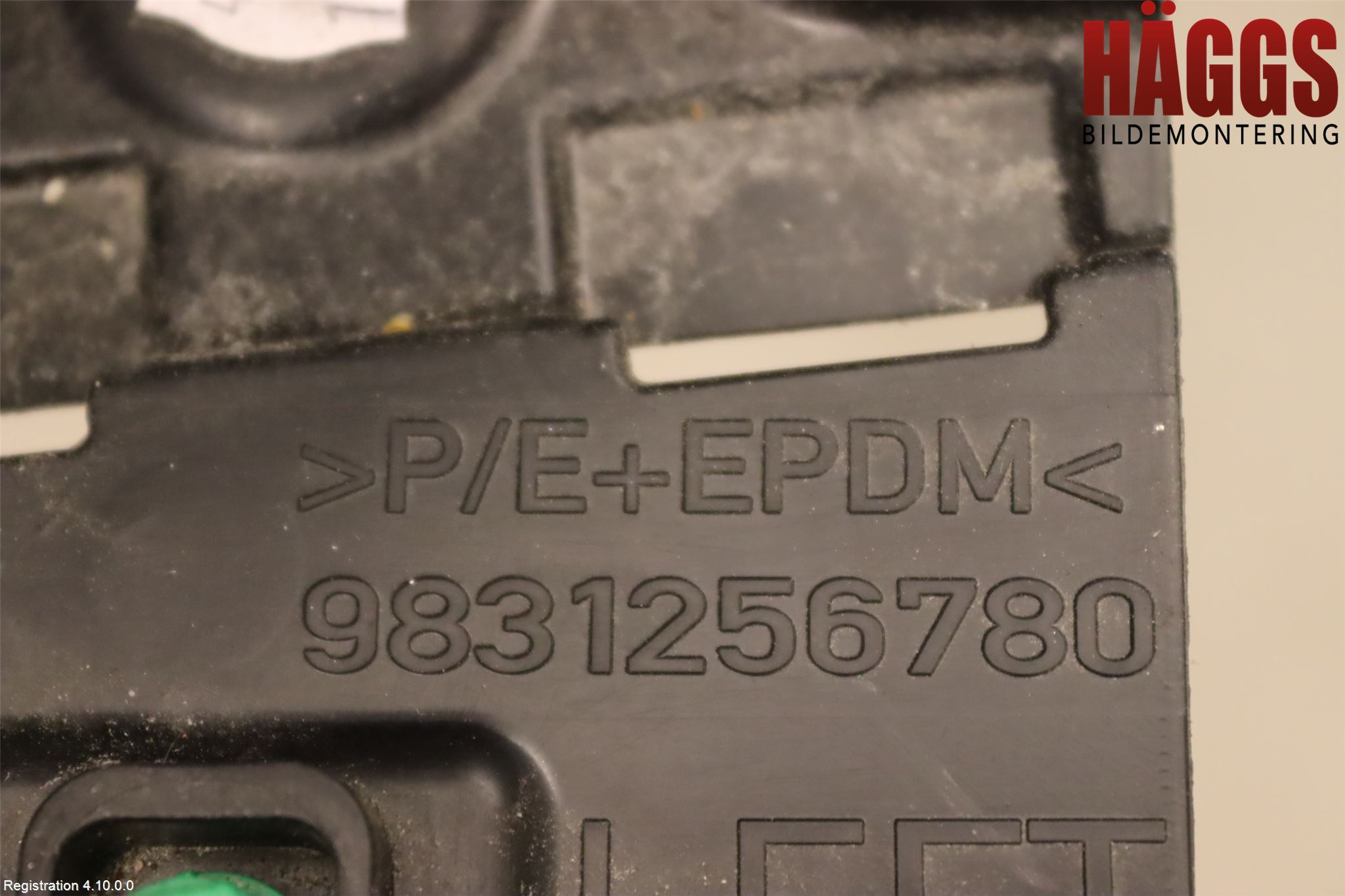 Citroen C4/E-C4 C4X/E-C4X III 21- Skärm Inner