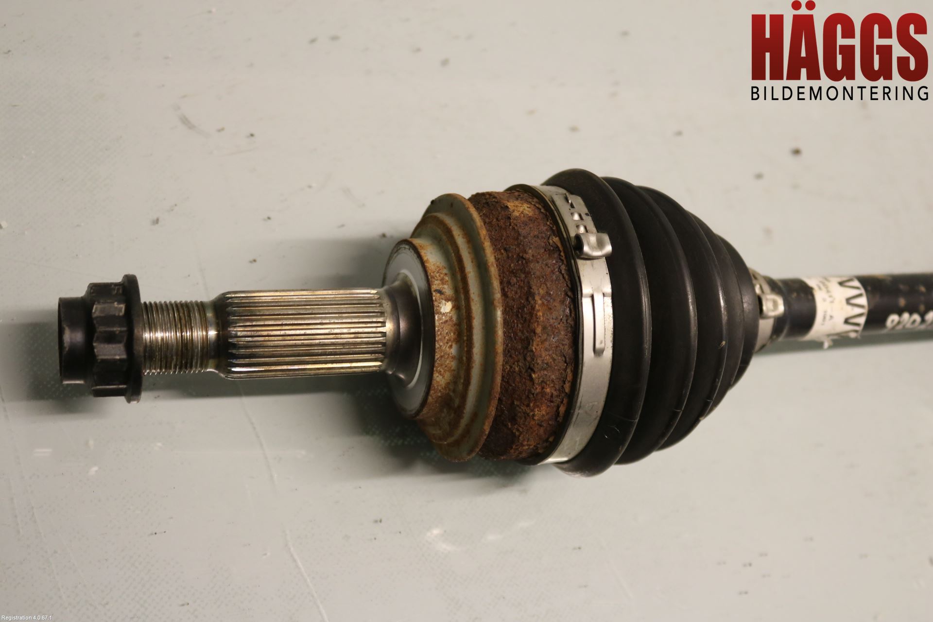 Toyota YARIS XP130 15-20 Drivaxel Fram Vänster