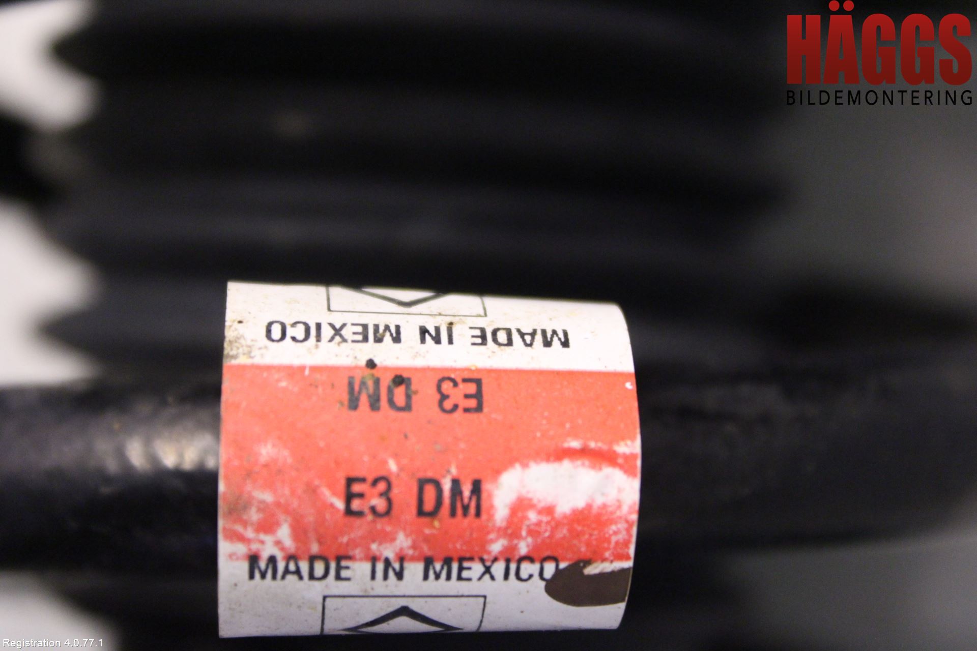 Tesla MODEL 3 17- Fjäderben Fram Vänster