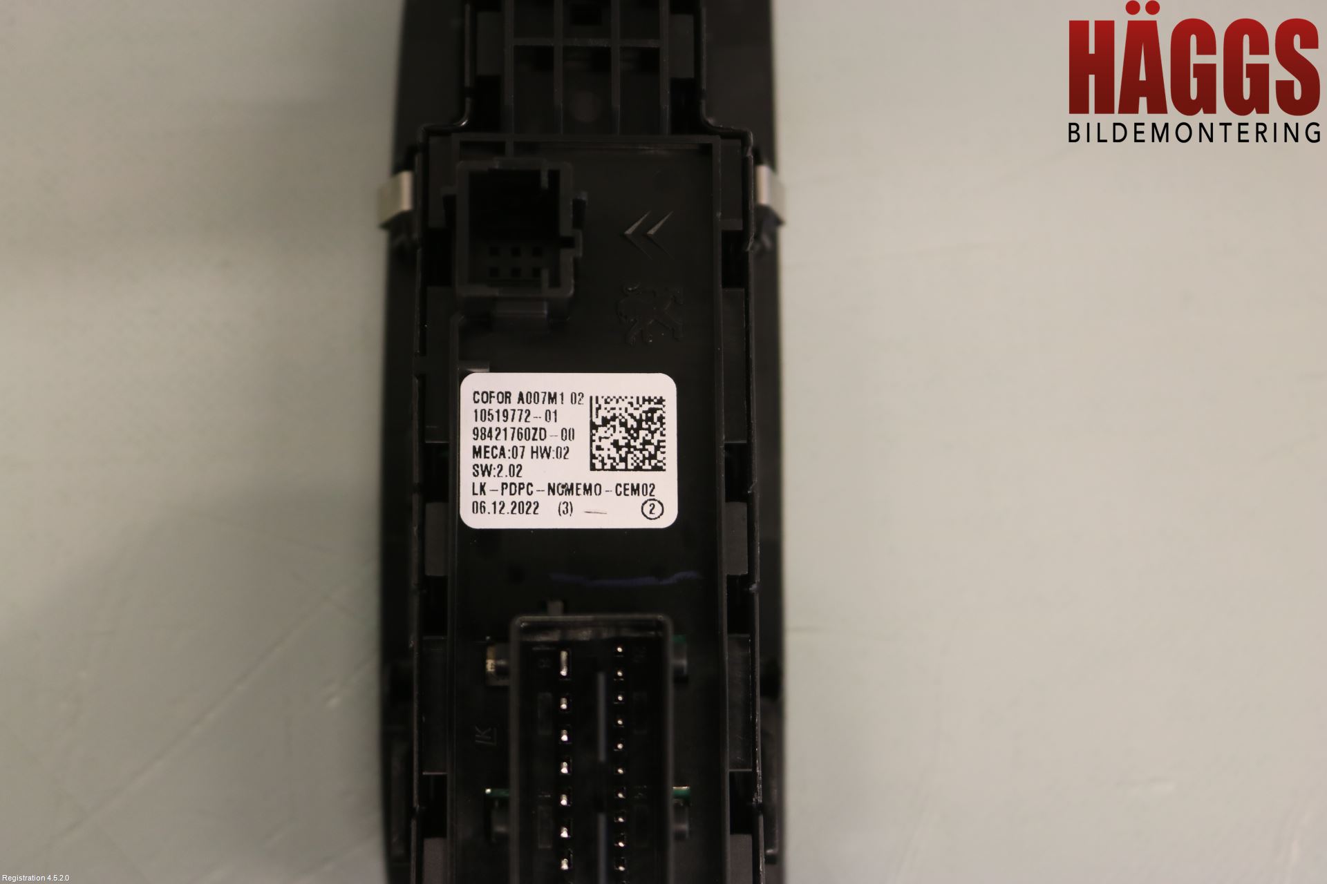 Peugeot 2008/E-2008 20- Strömställare Elhiss