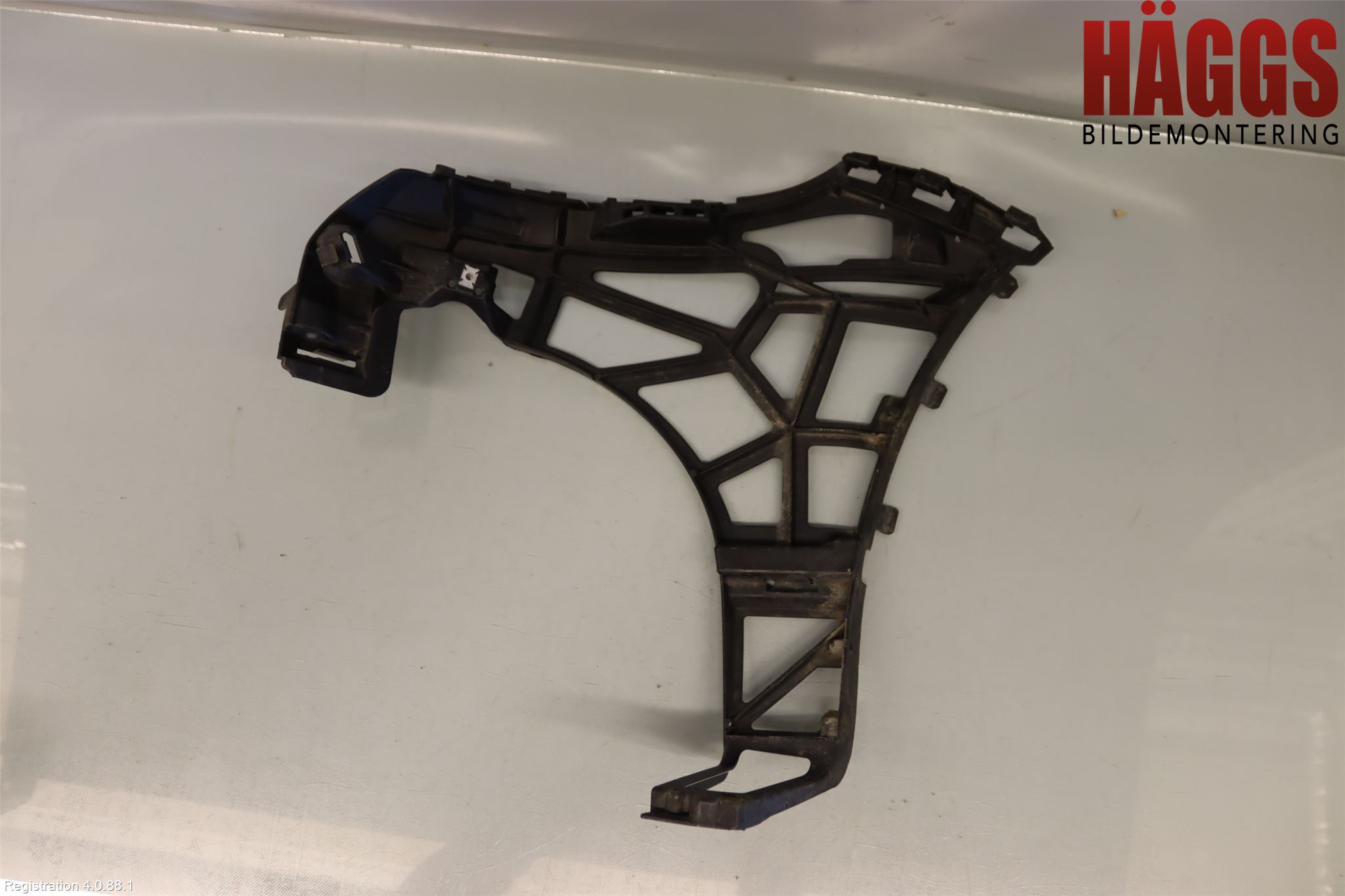 Volkswagen VW GOLF PLUS/CROSS GOLF 04-14 Stötfångarfäste Fram Hö