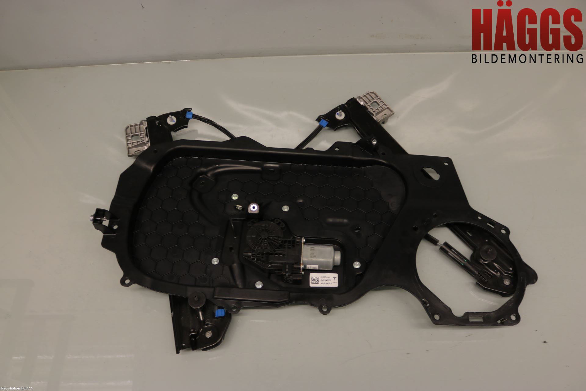 Tesla MODEL 3 17- Fönsterhiss El Kompl