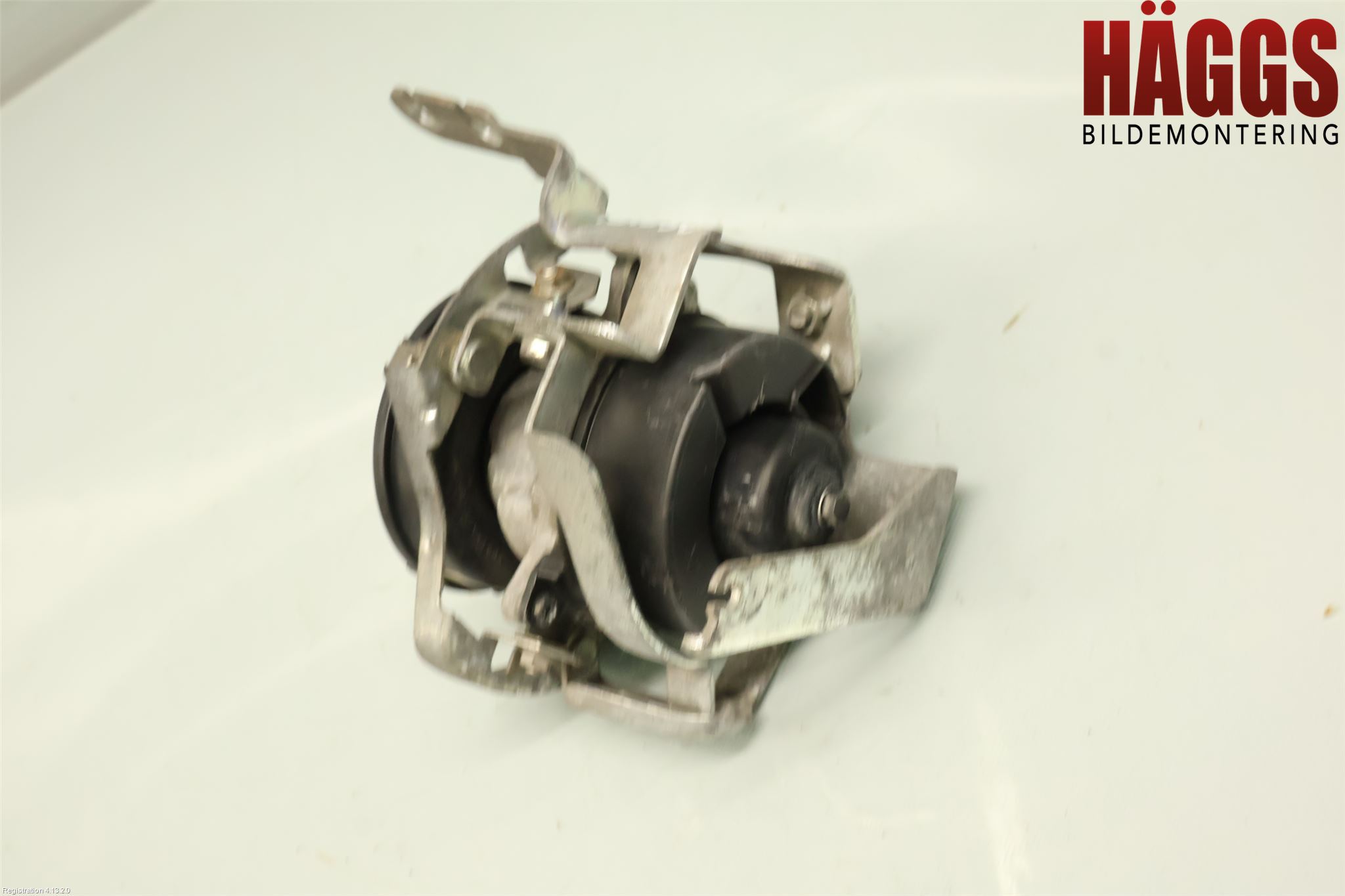 Subaru FORESTER SG 06- Luftpump-Avgasrening