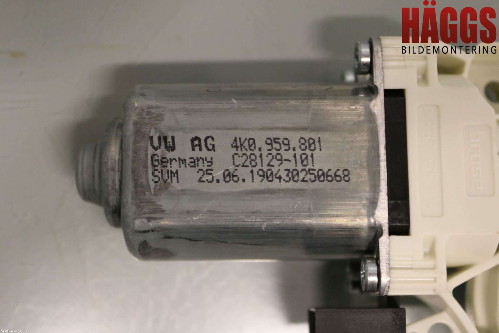 Audi A6 F2/C8 19- Fönsterhissmotor