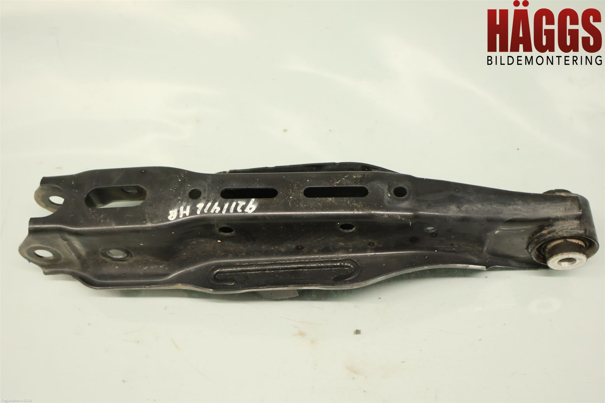 Volkswagen VW ID.4 21- Bärarm Bak Höger