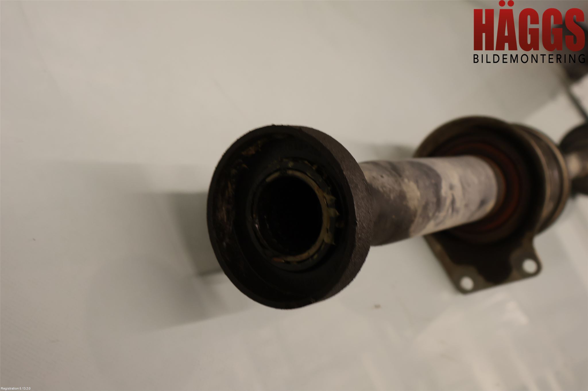 Volkswagen VW TRANSP/CARAVELLE (T5) 04-15 Drivaxel Fram Höger