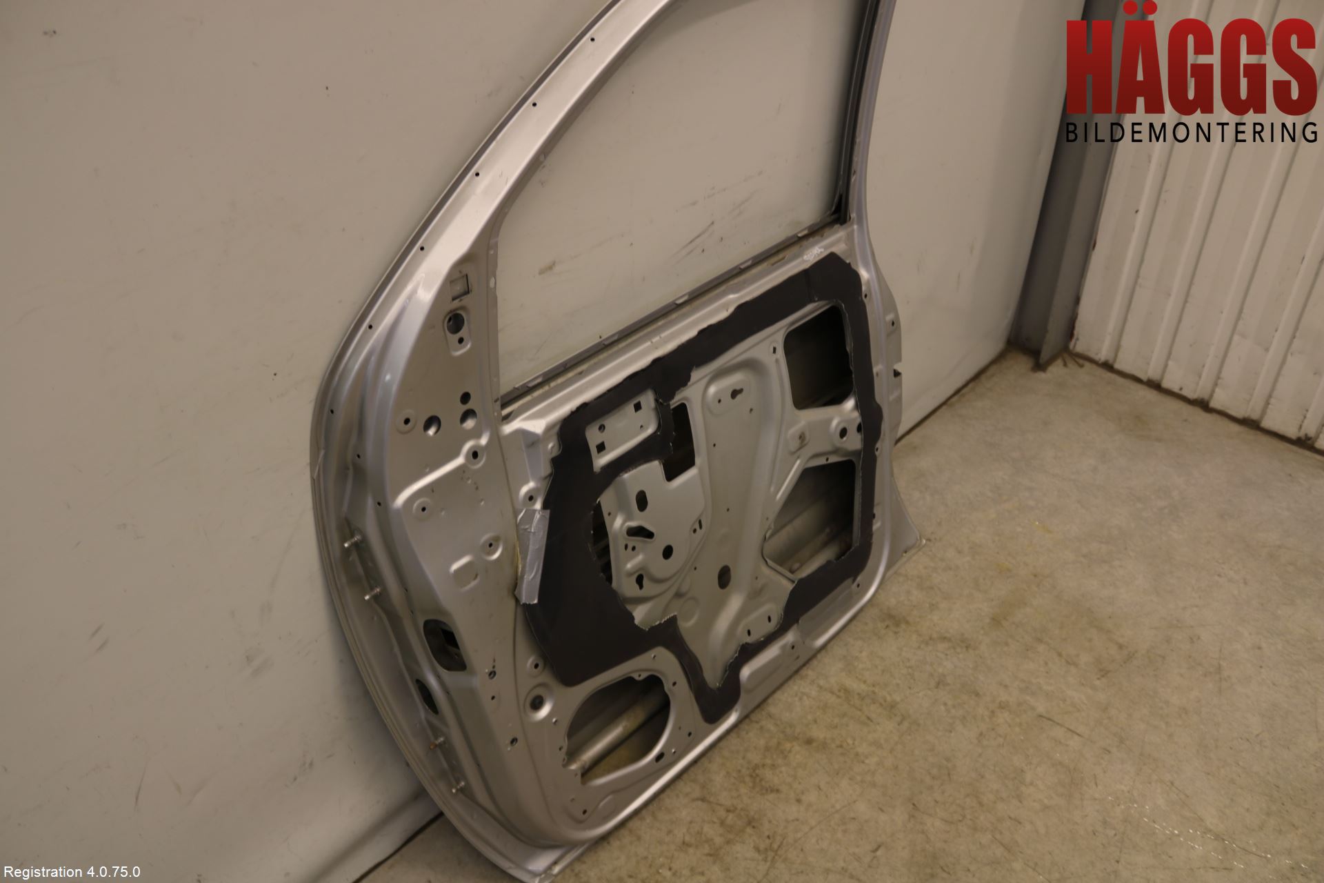 Nissan NAVARA 05-16 Dörr Fram Höger