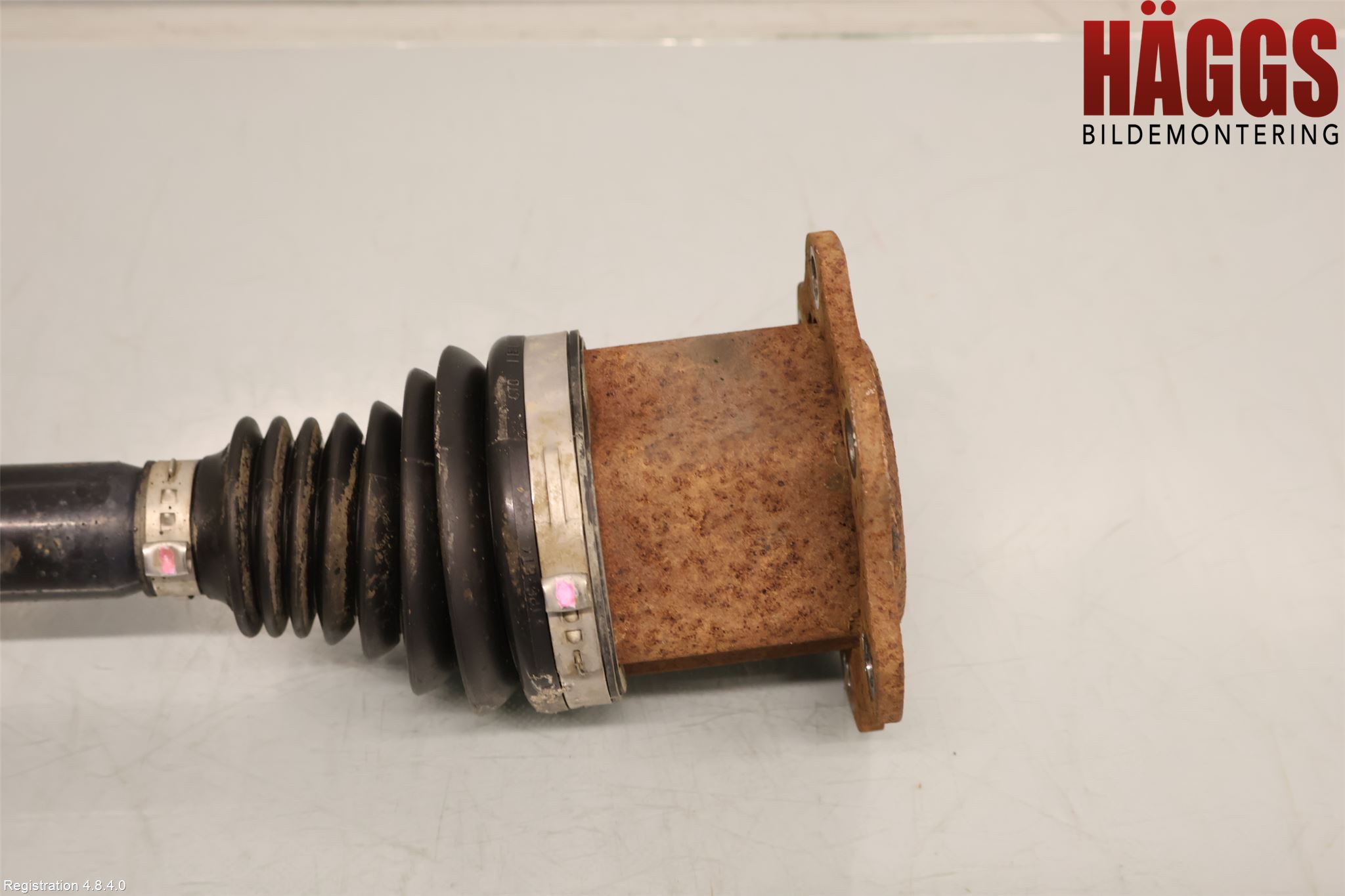 Audi A4 ALLROAD 09-16 Drivaxel Fram Höger
