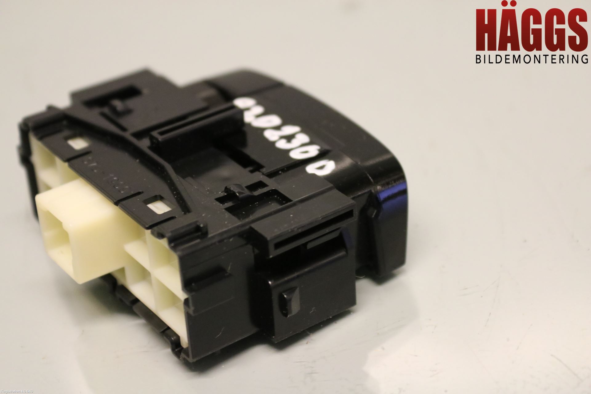 Toyota COROLLA 19- Strömställare Övrigt