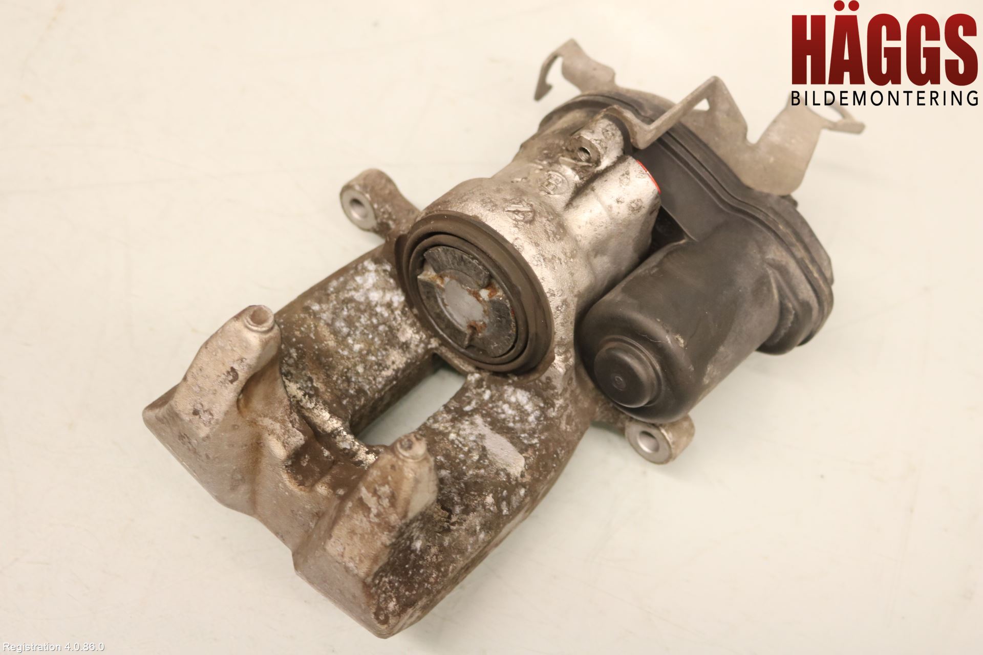 BMW 5 G30/G31/F90 17-23 Bromsok Bak Vänster