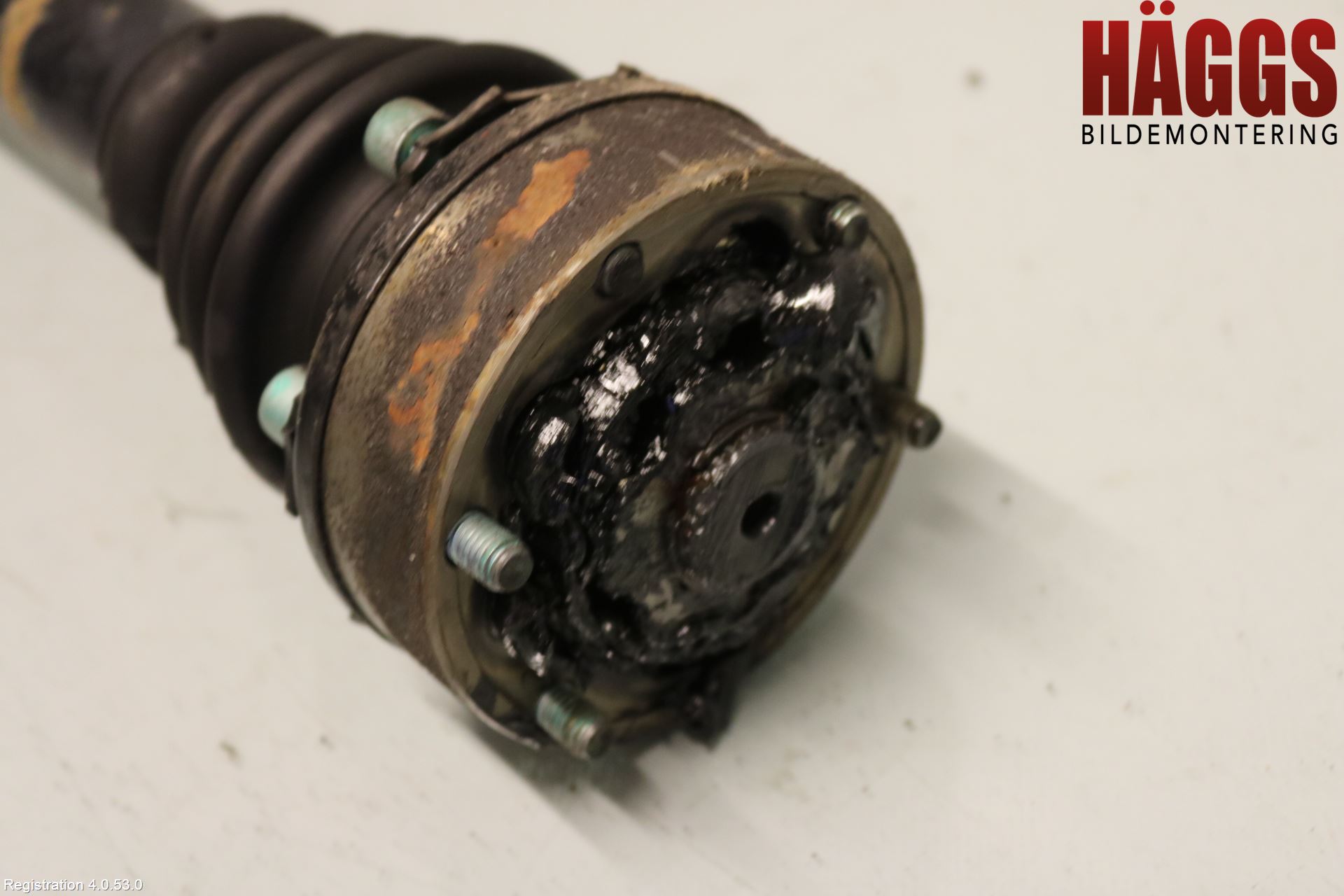 Volkswagen VW GOLF IV 98-06 Drivaxel Fram Höger