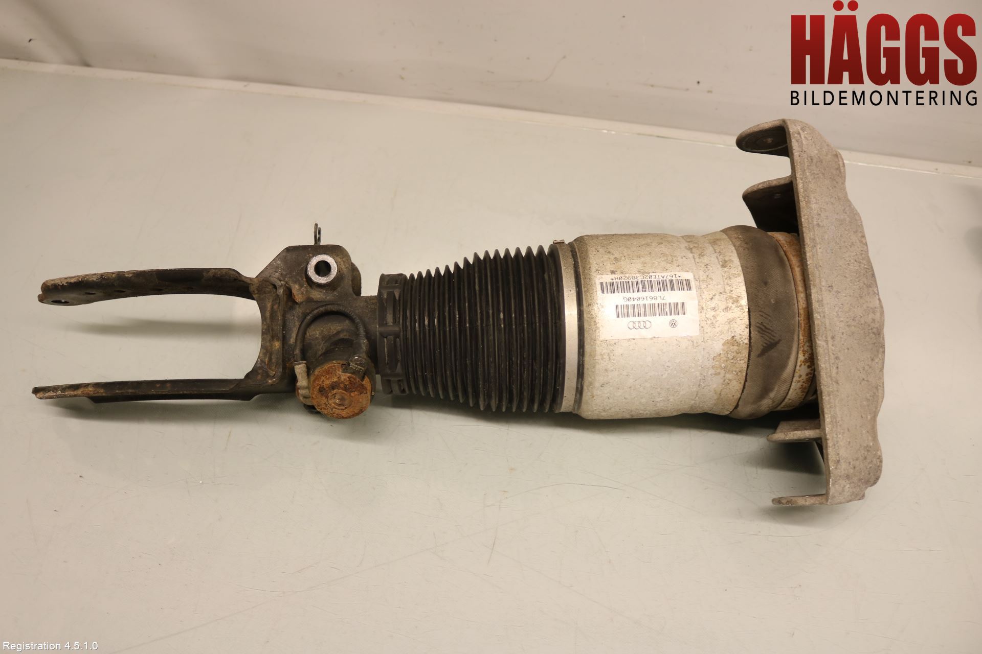 Audi Q7/SQ7 Fjäderben Fram Höger