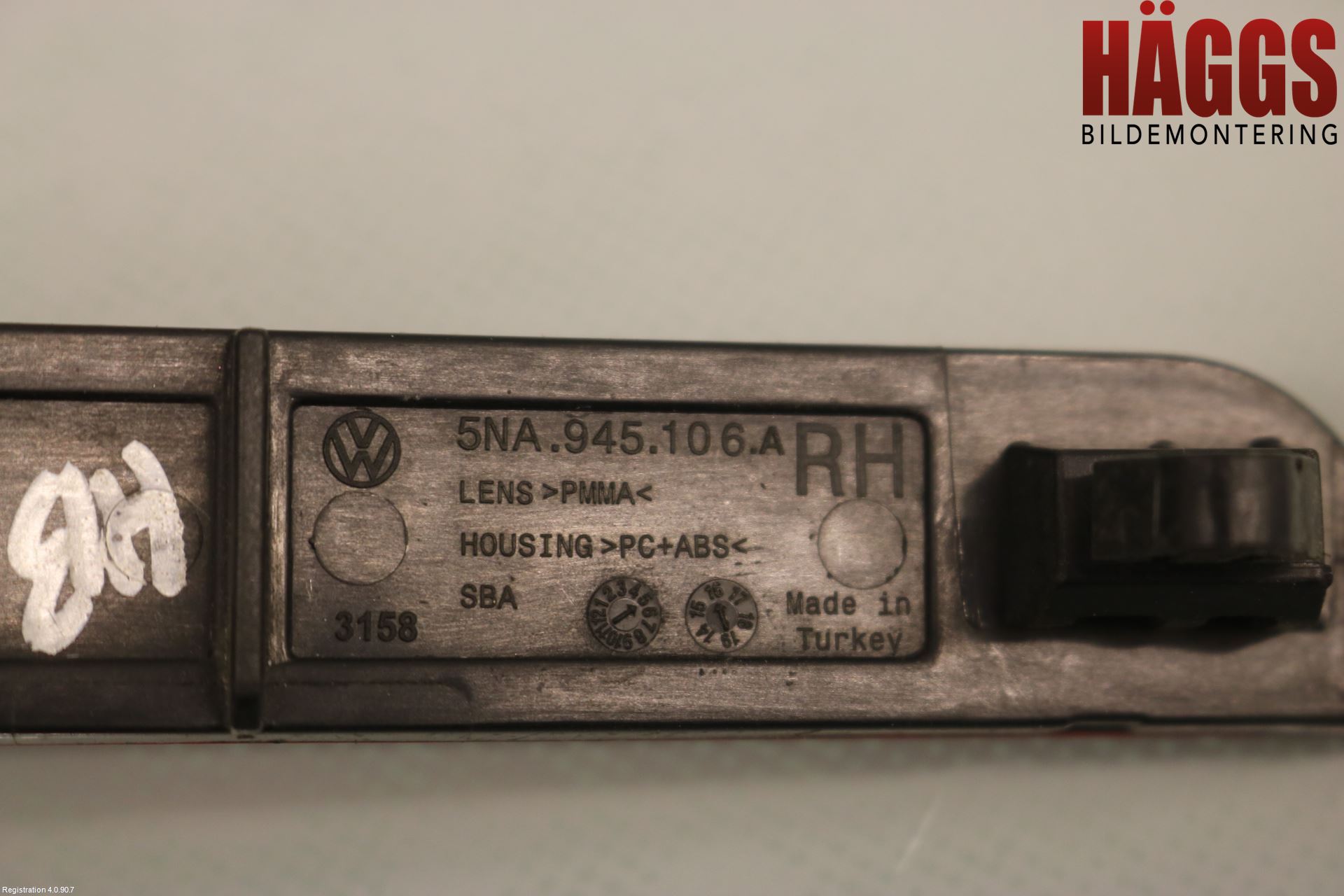 Volkswagen VW TIGUAN 16-24 Dimljus/Reflex Bak