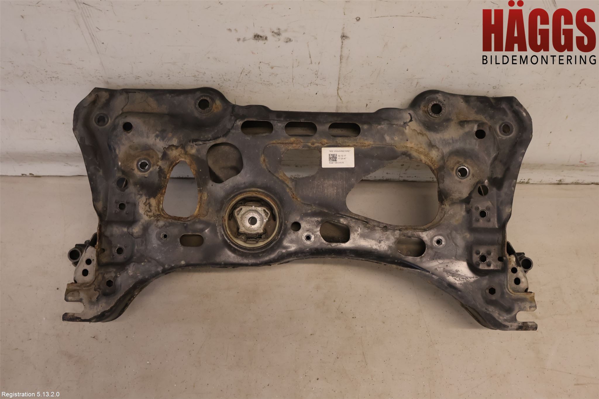 Volkswagen VW GOLF / E-GOLF VII 13-20 Framvagnsbalk