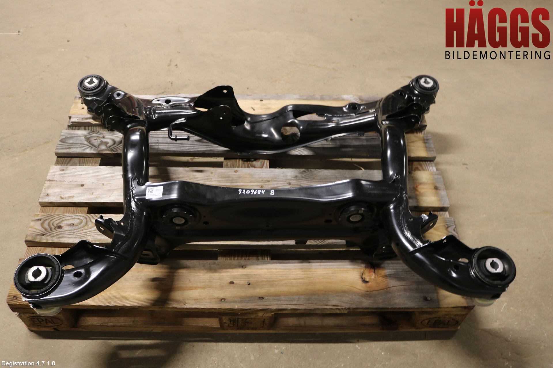 Audi A6 F2/C8 19- Bakaxelbalk