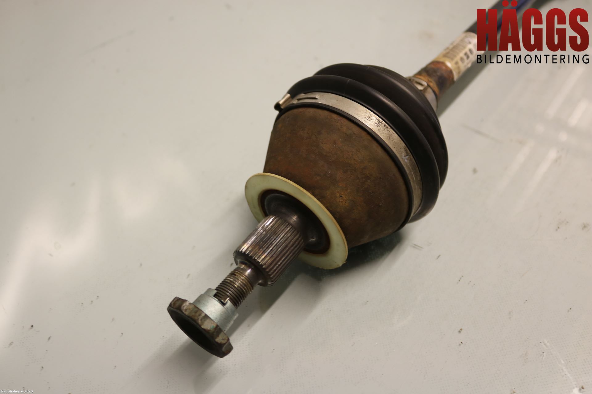 Skoda RAPID Drivaxel Fram Höger