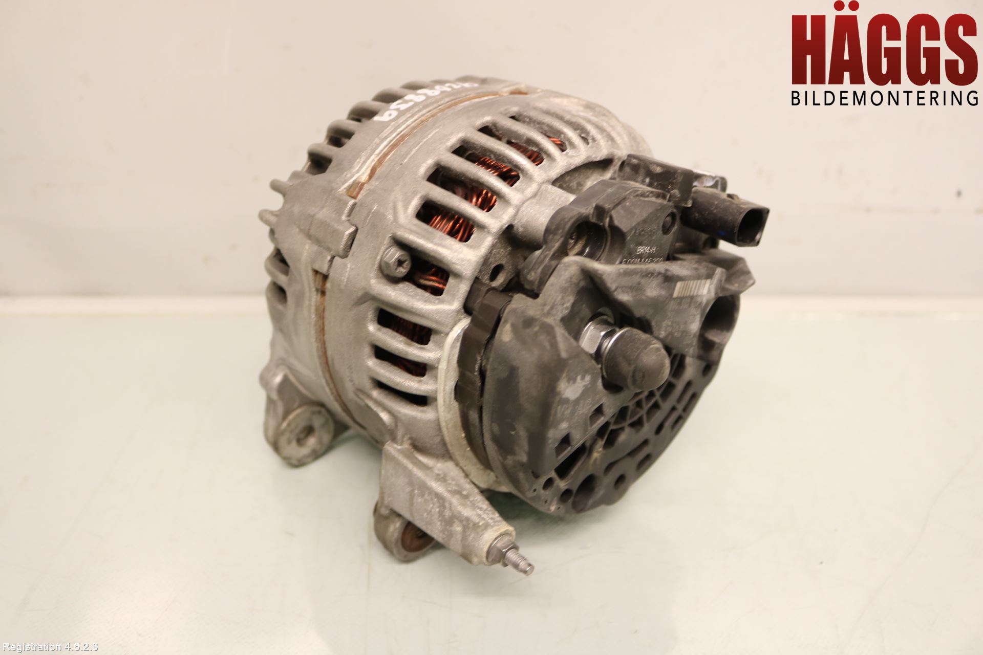 Volkswagen VW GOLF VI 09-13 Generator