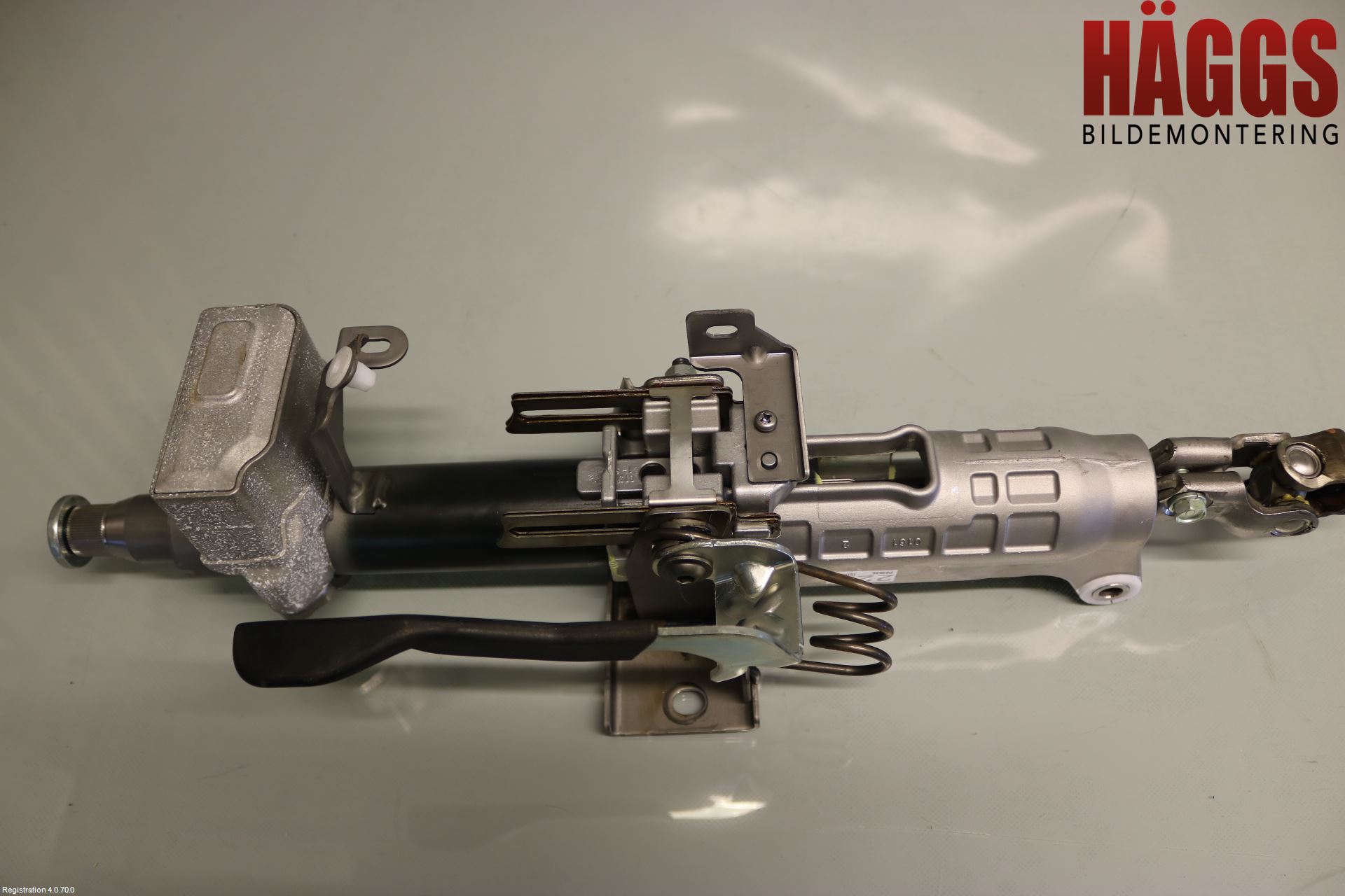 Toyota RAV4 19- Rattaxelagg Justerbart