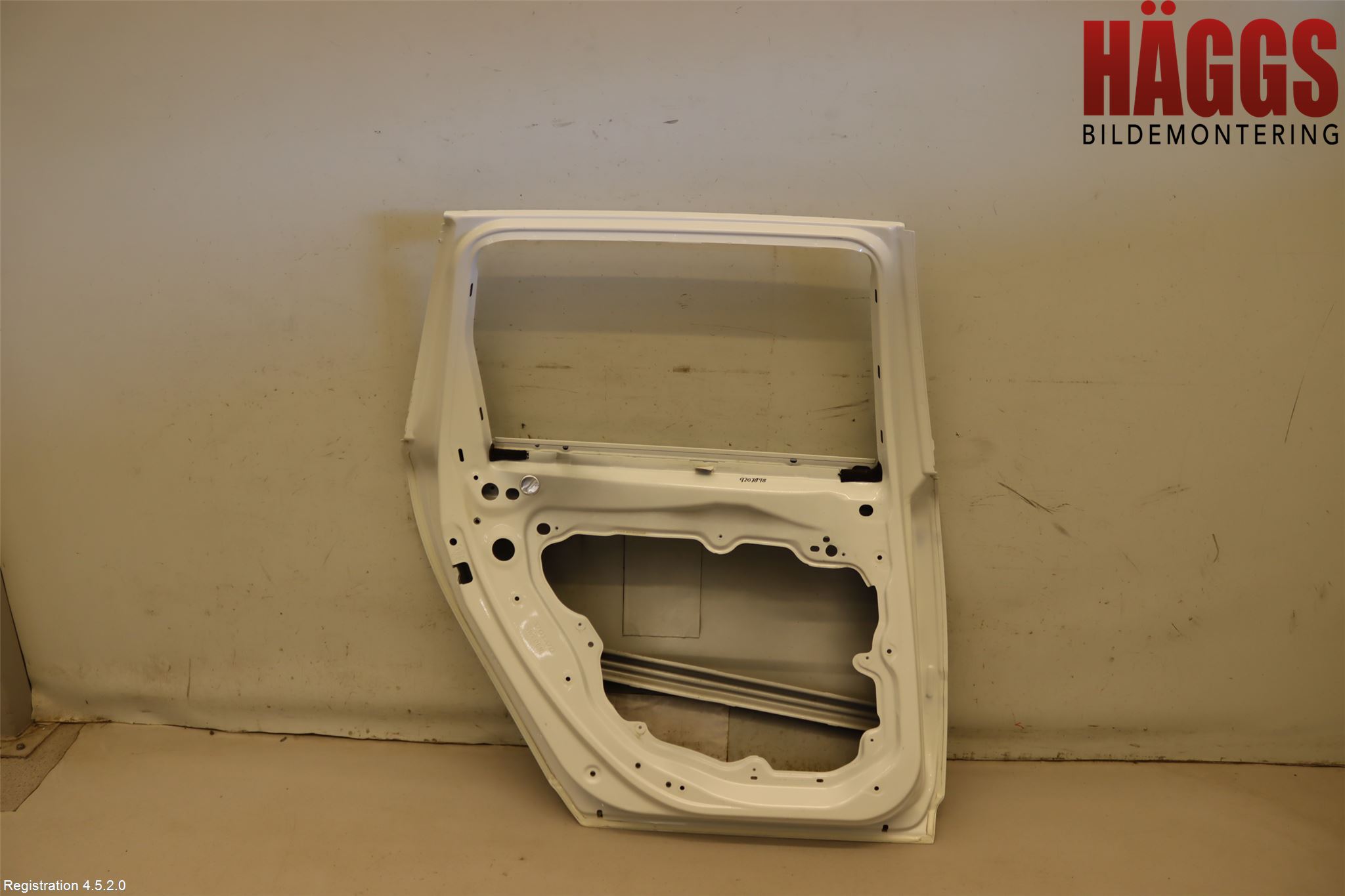 Volvo XC70 08-13 Dörr Bak Vänster