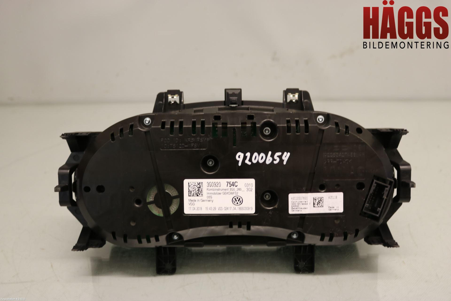 Volkswagen VW PASSAT 15-19 Instrument Komb