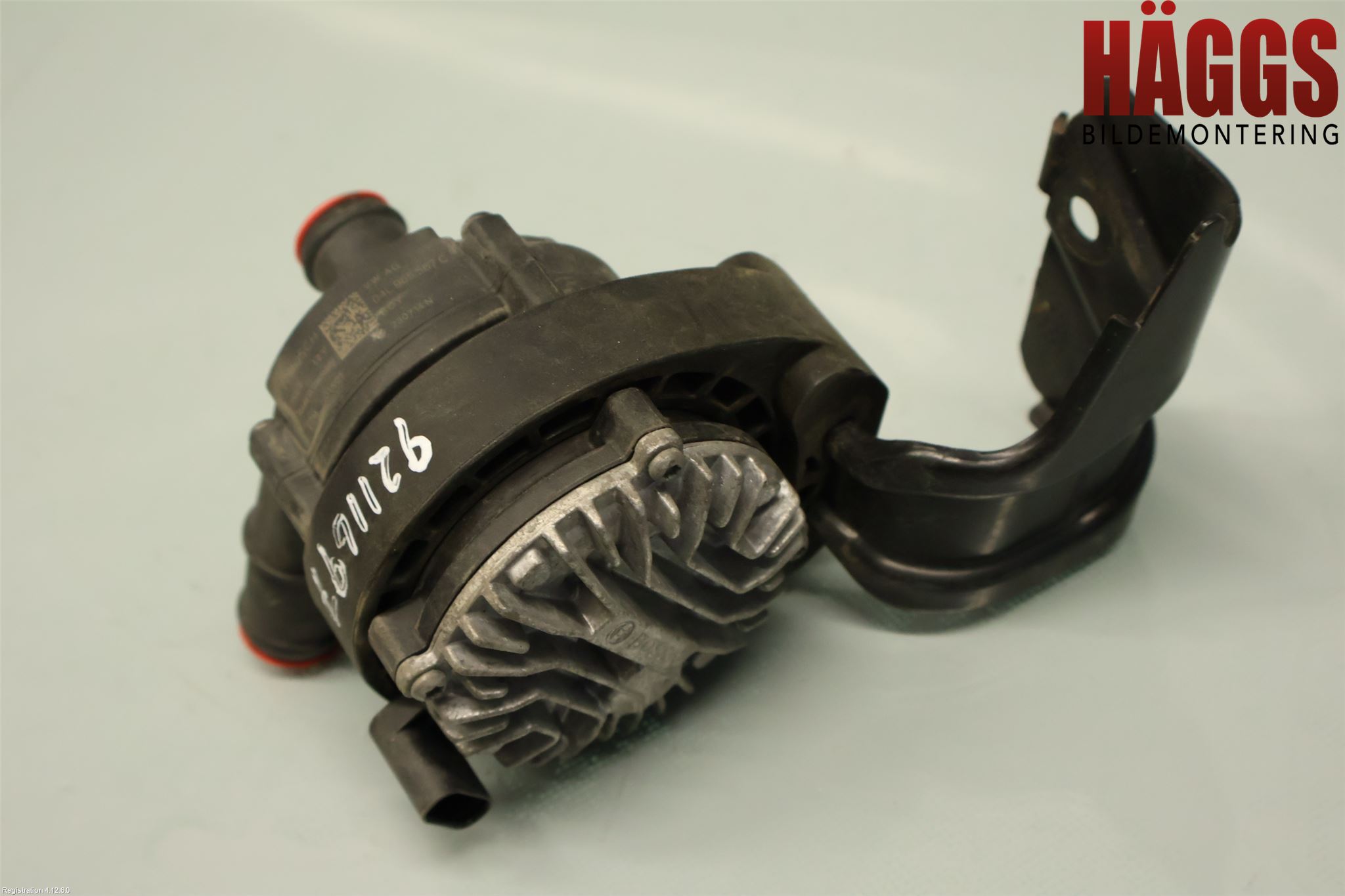 Volkswagen VW PASSAT 20-24 Vattenpump