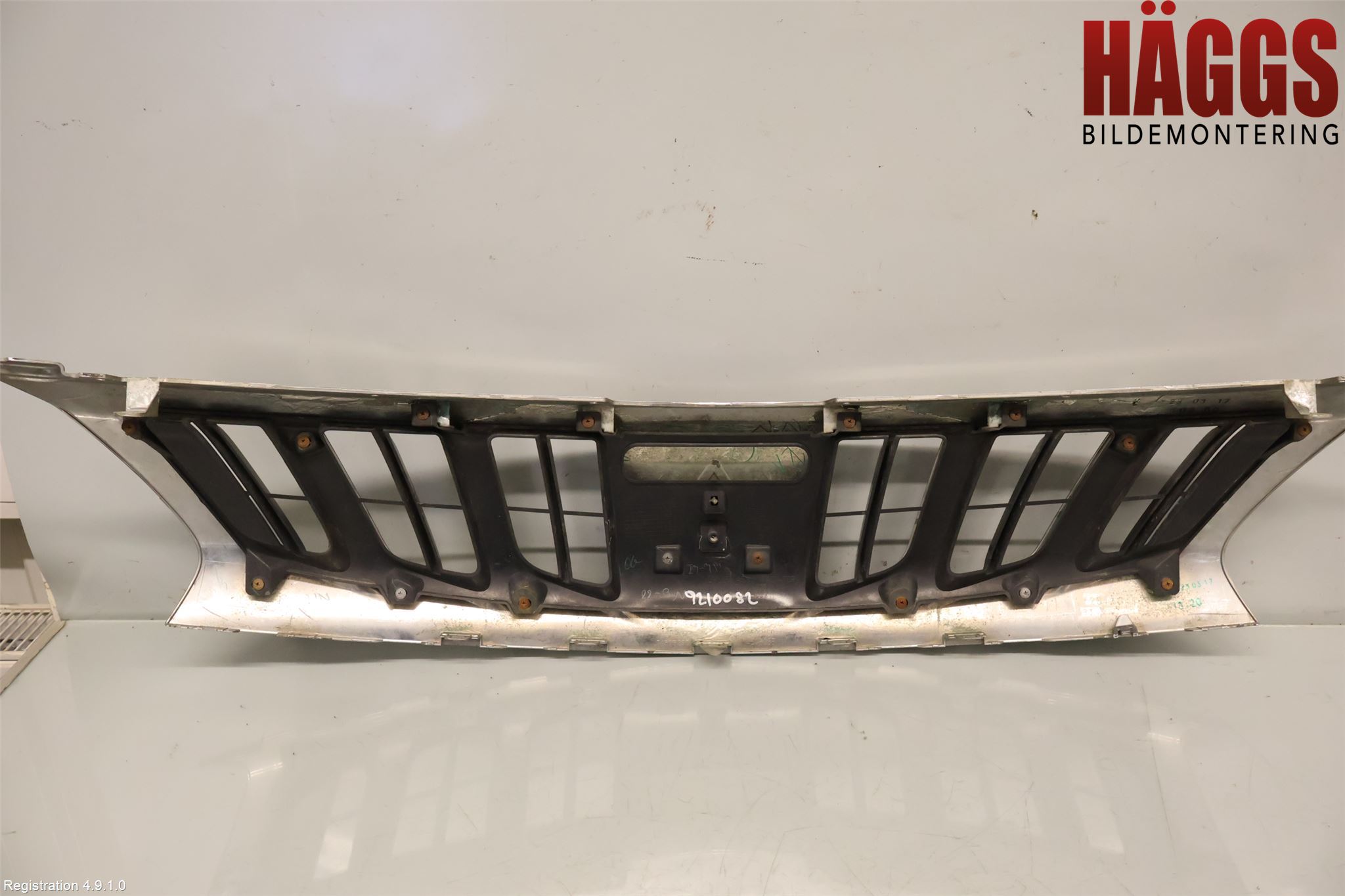 Mitsubishi L200 16-23 Grill Komp