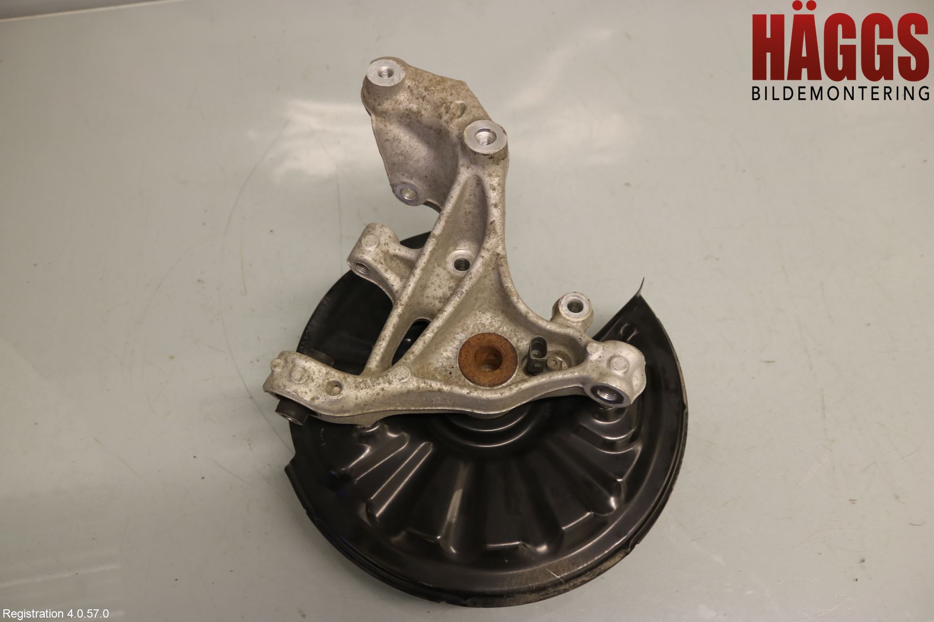 Volkswagen VW PASSAT 15-19 Hjullagerhus-Spindel Hö B