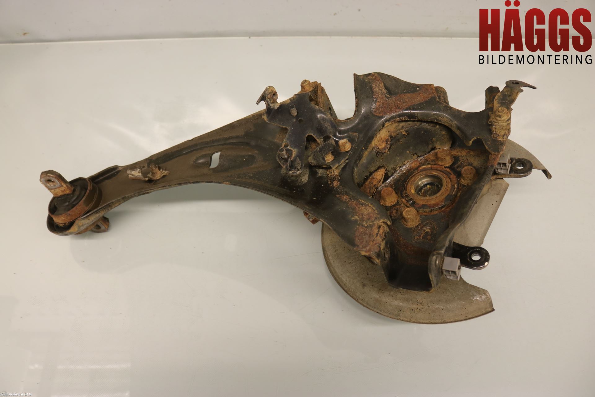 Mitsubishi OUTLANDER 13-21 Bärarm Bak Vänster