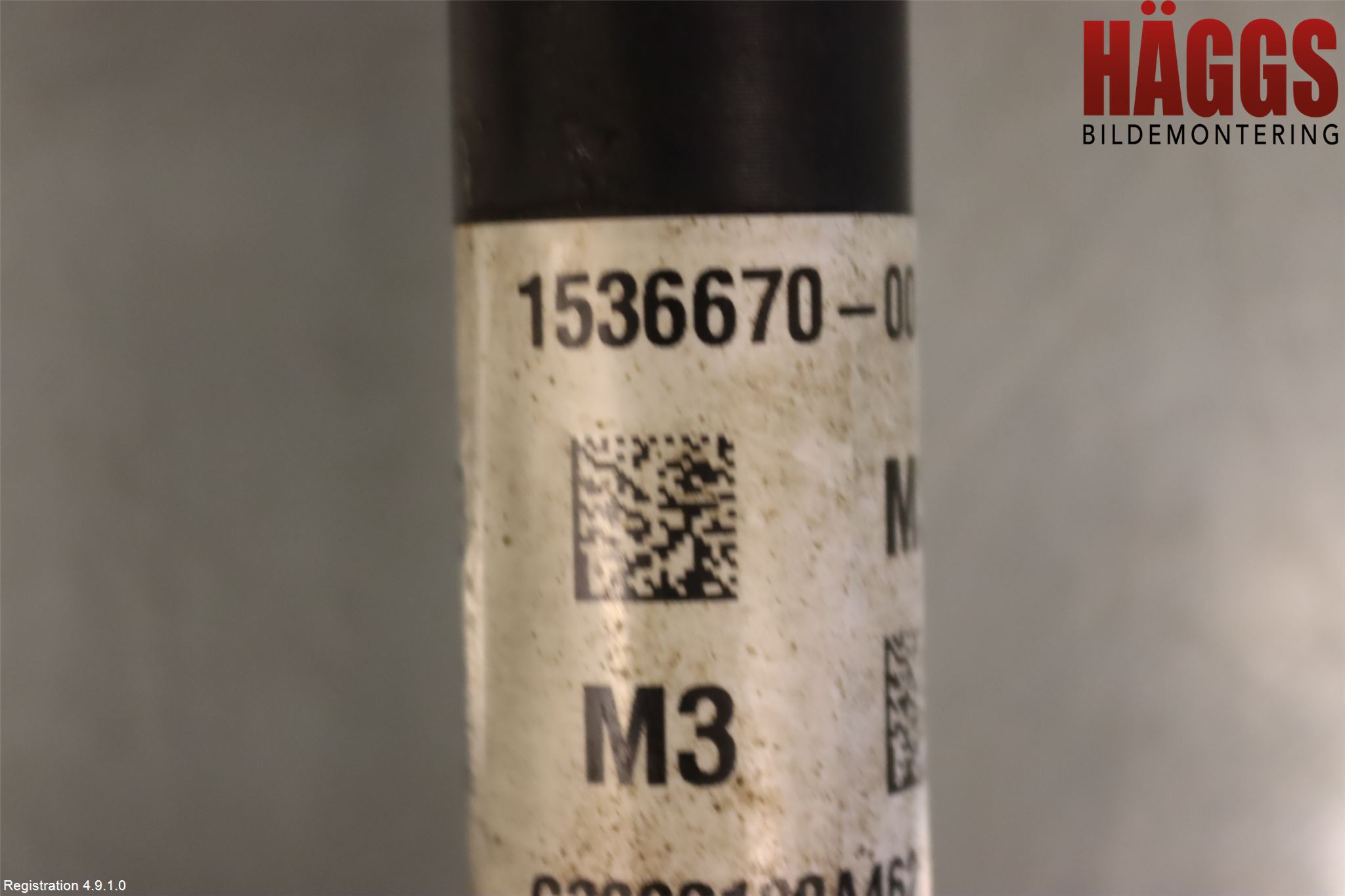 Tesla MODEL 3 17- Drivaxel Fram Höger