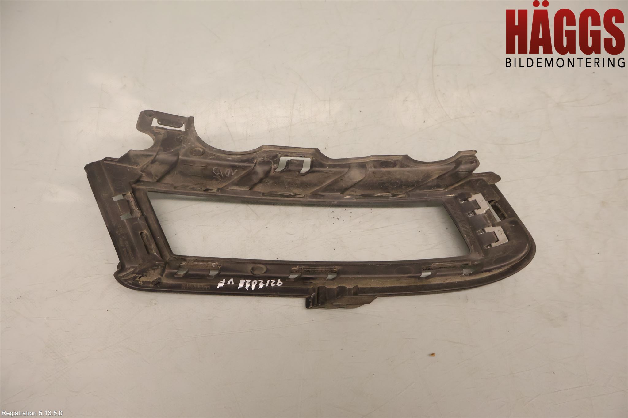 Volkswagen VW GOLF / E-GOLF VII 13-20 Dimljussarg Fram