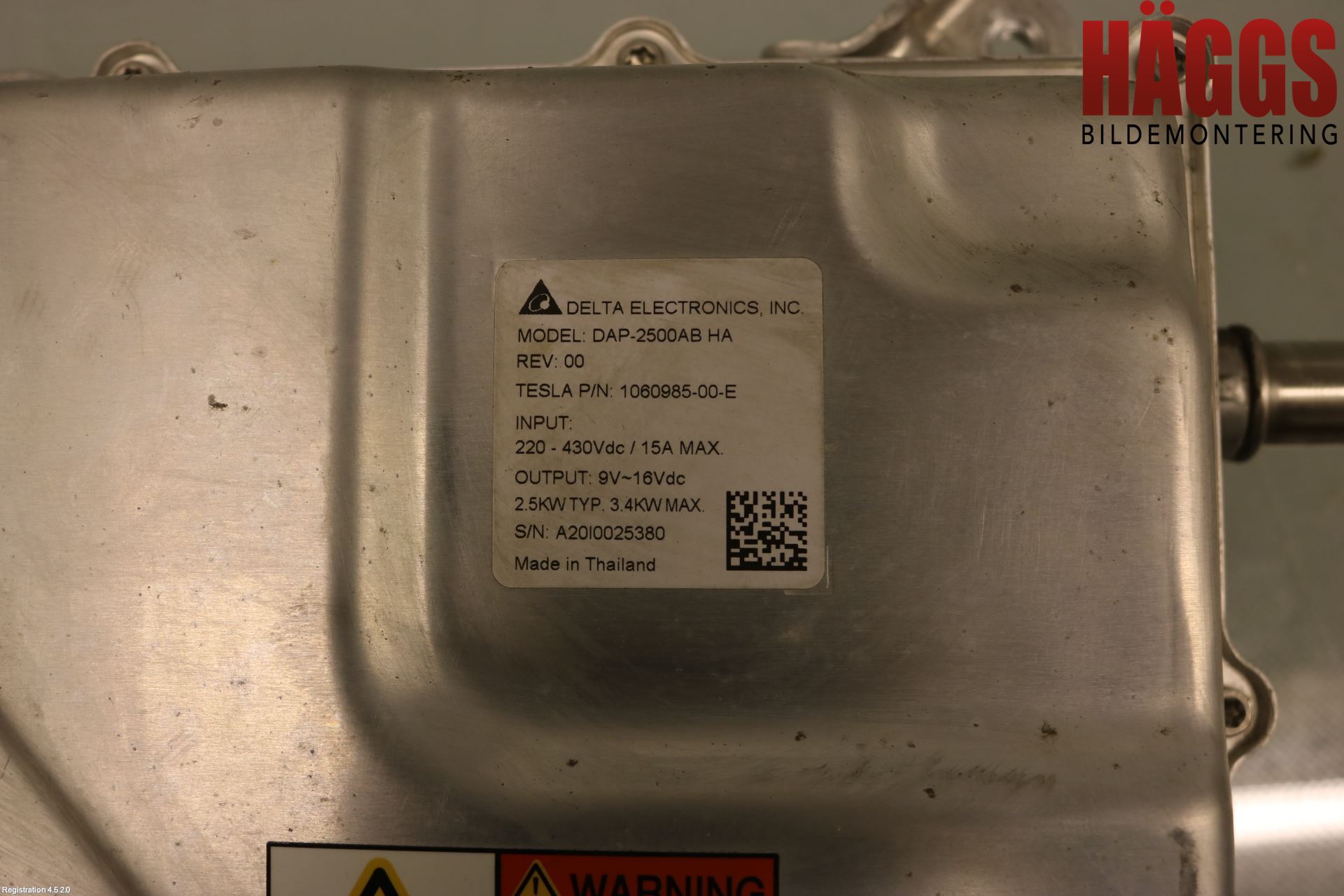 Tesla MODEL X 16- Batteriladdare Högspänning