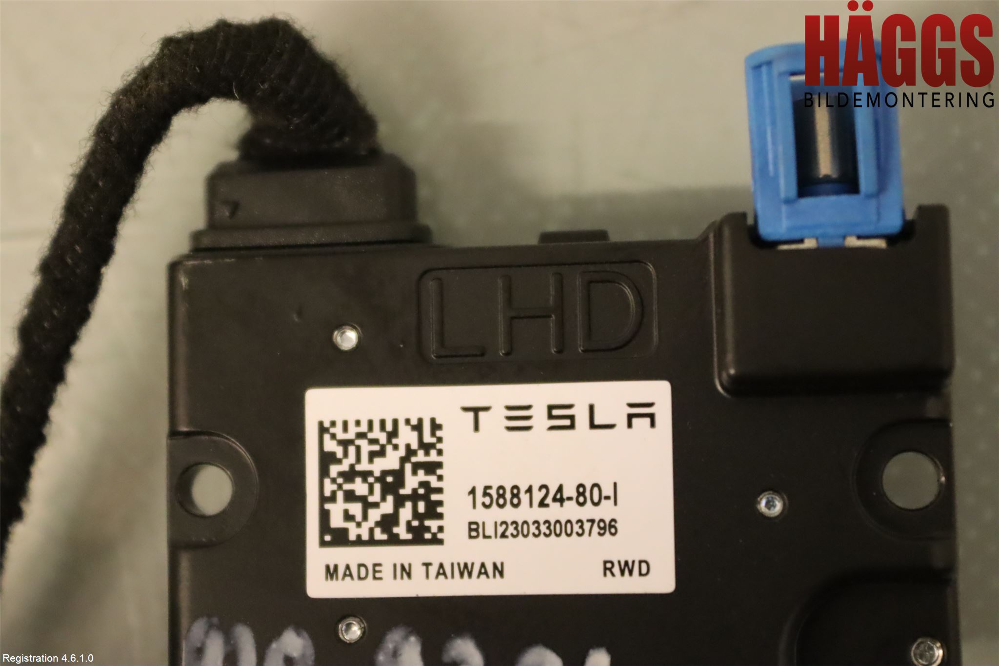 Tesla MODEL Y 21- Parkeringshjälp Kamera