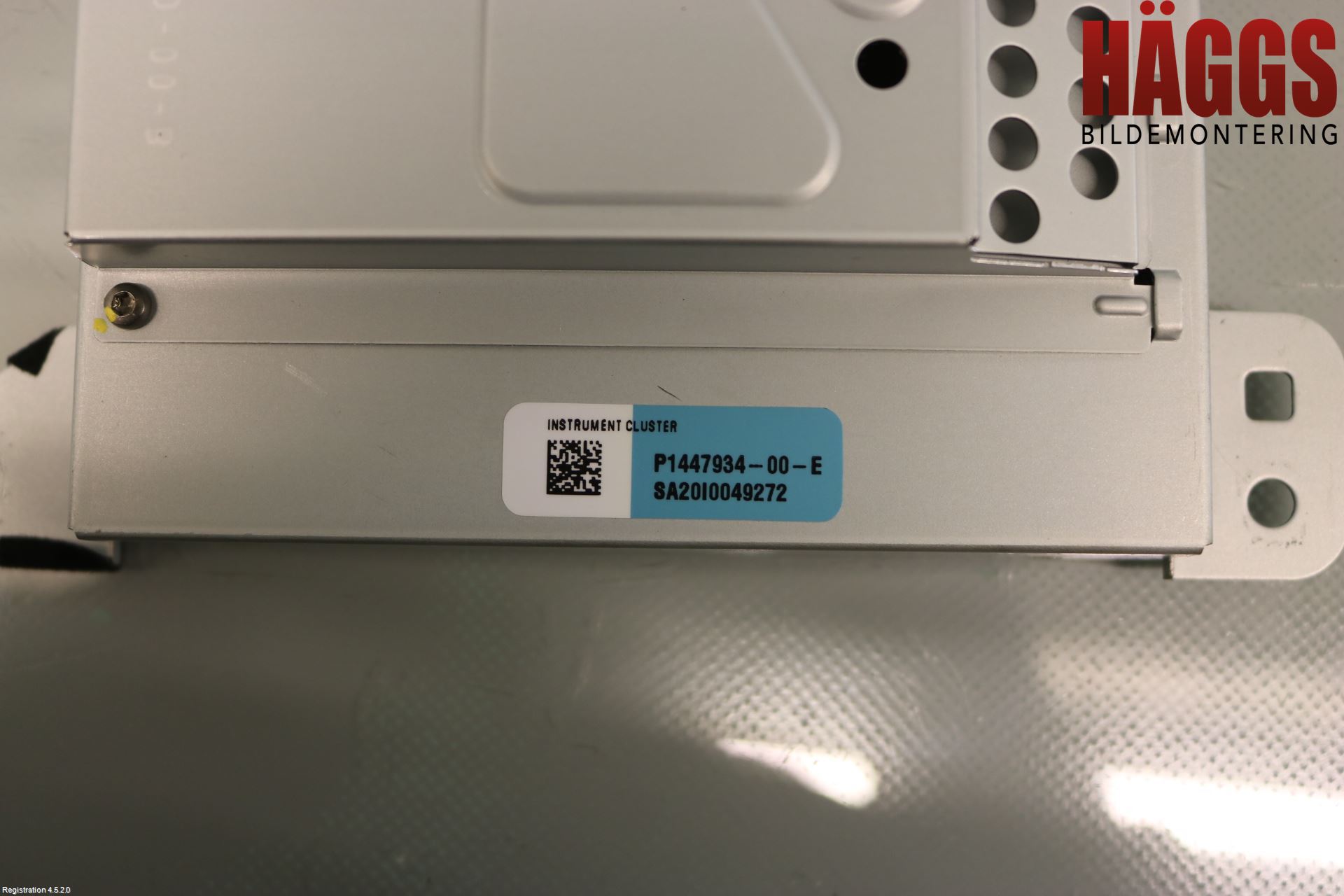 Tesla MODEL X 16- Instrument Komb