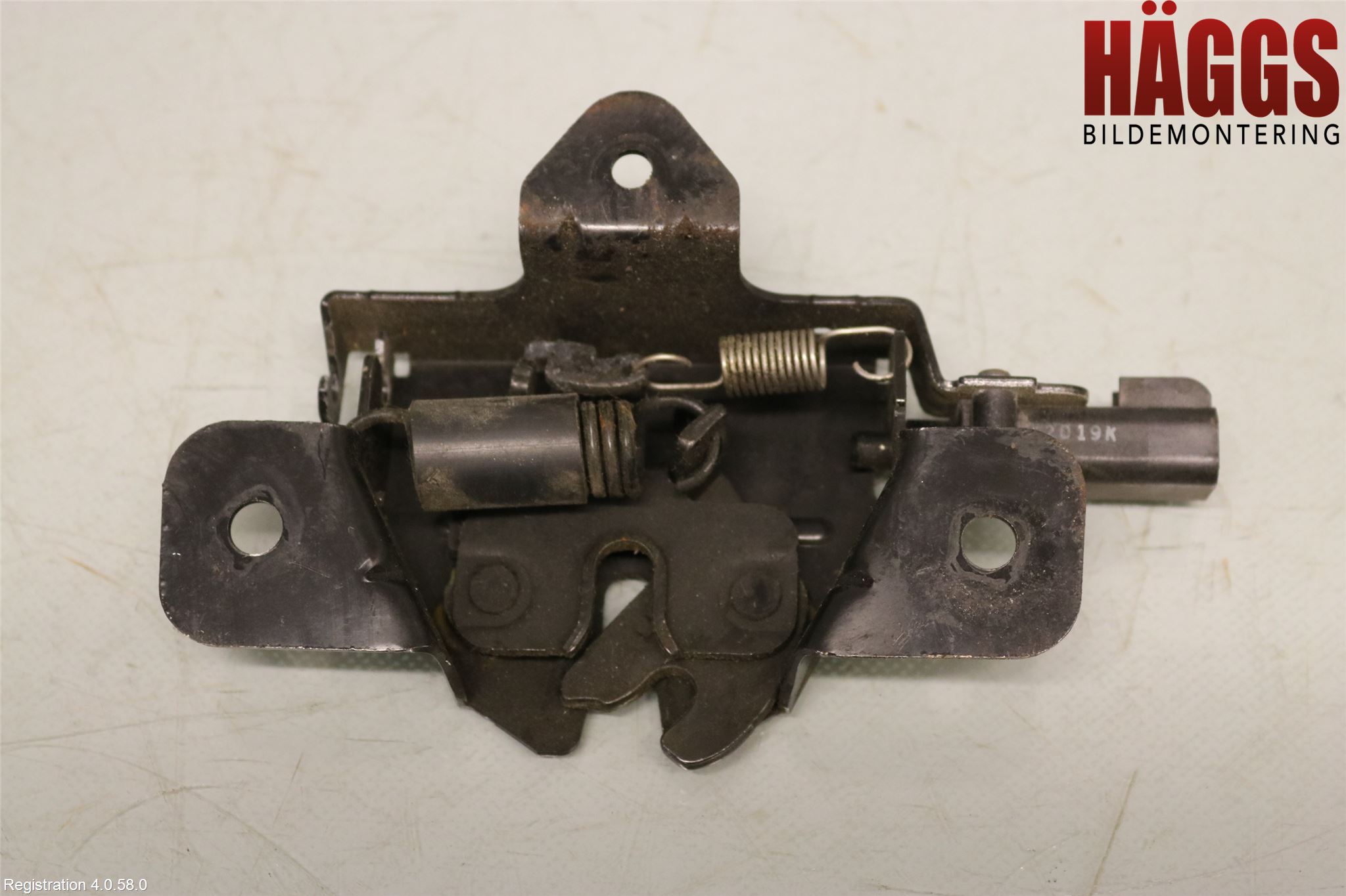 Kia CARENS III 13-19 Huvlås