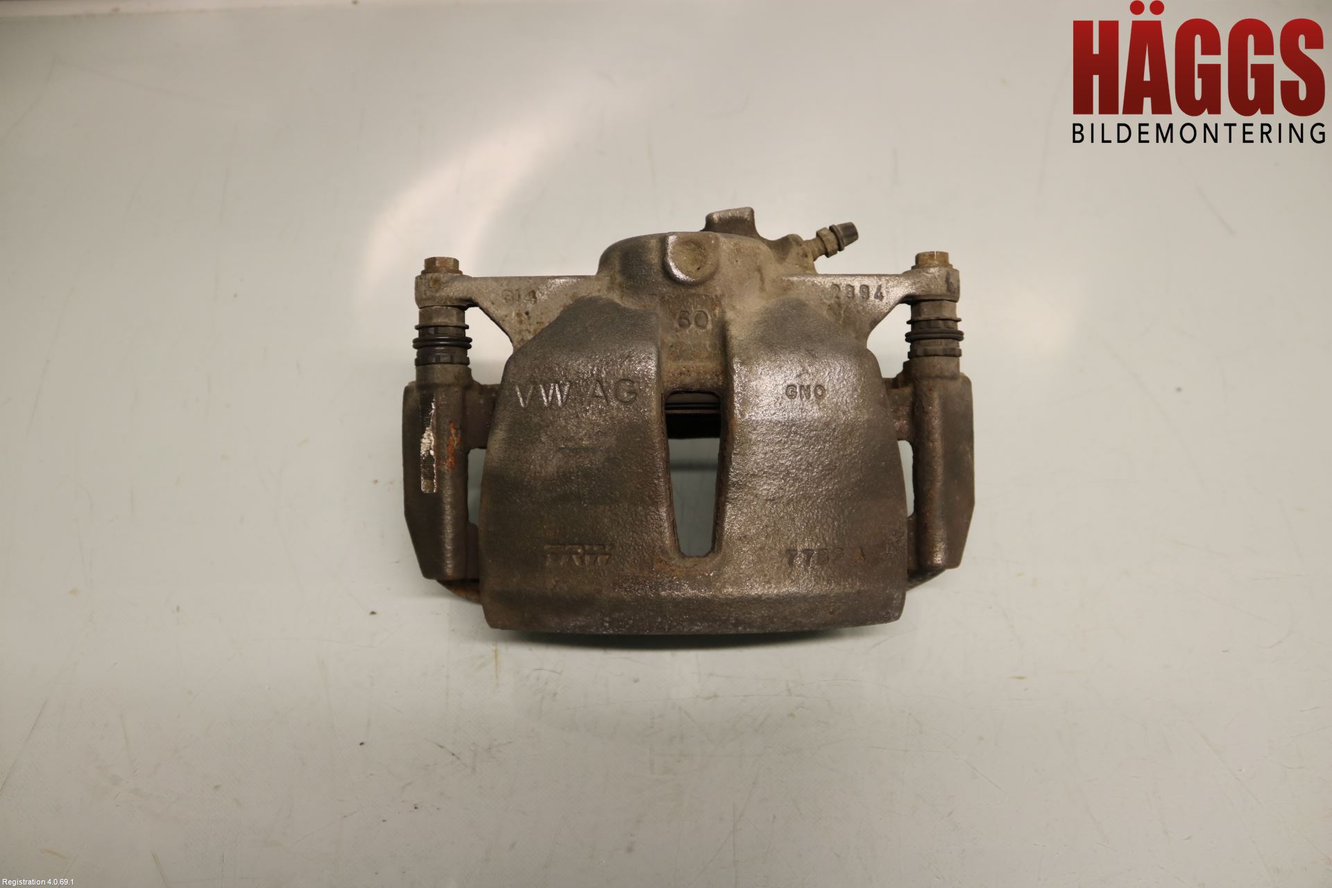 Volkswagen VW PASSAT 15-19 Bromsok Fram Vänster