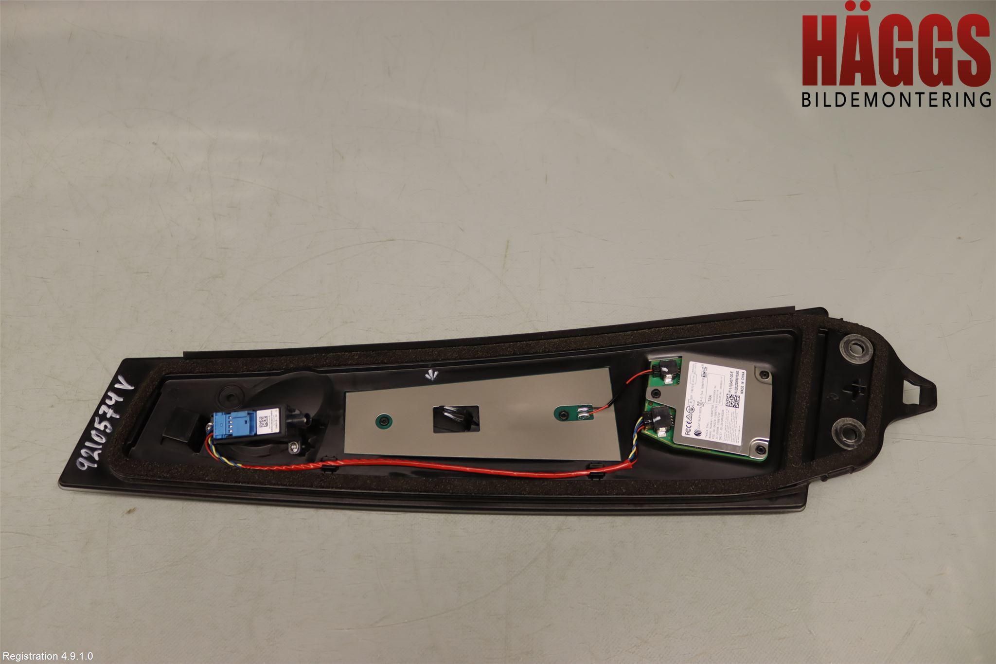 Tesla MODEL 3 17- List Vä