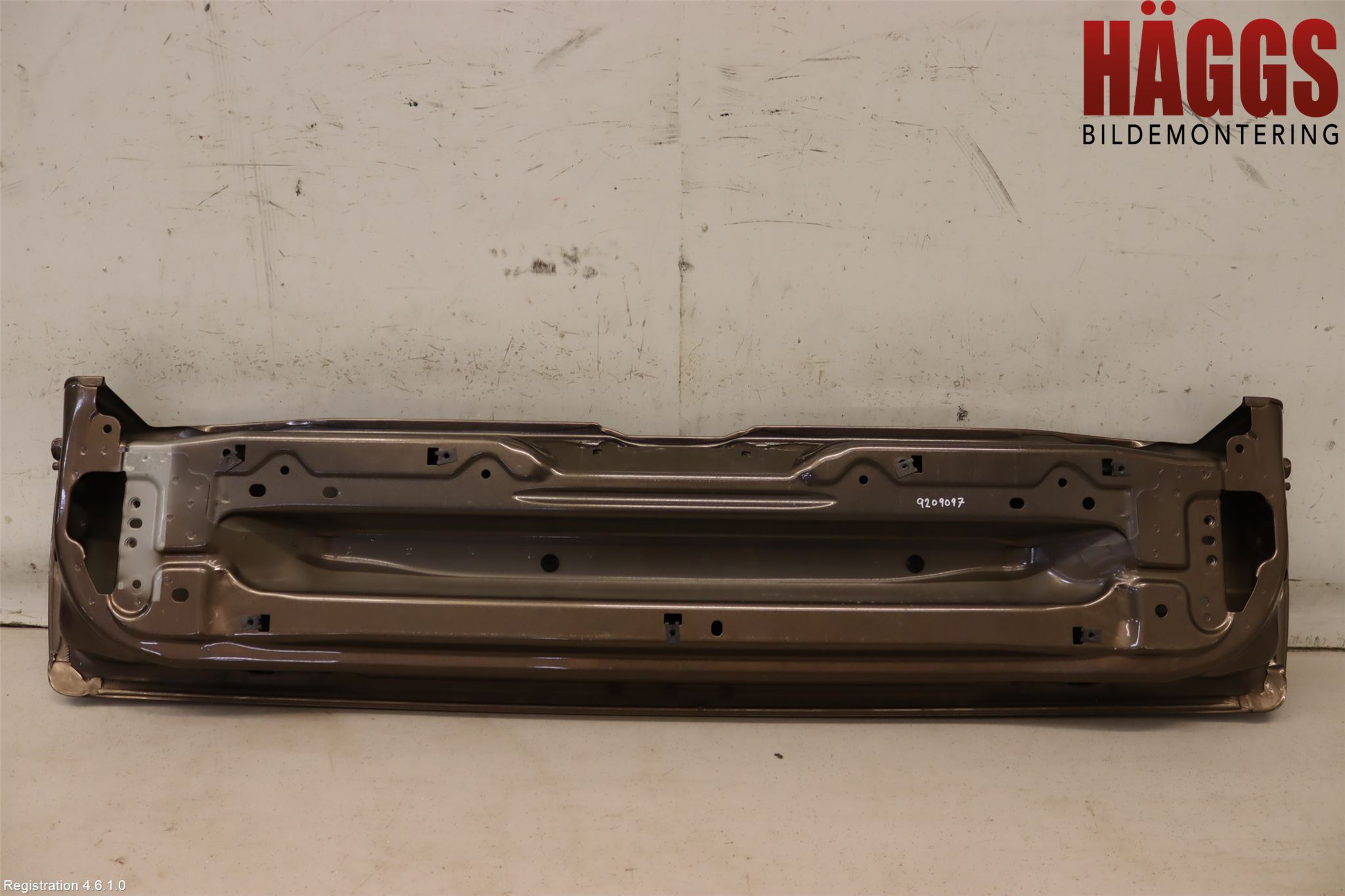 Volvo XC90 07-14 Baklucka Nedre