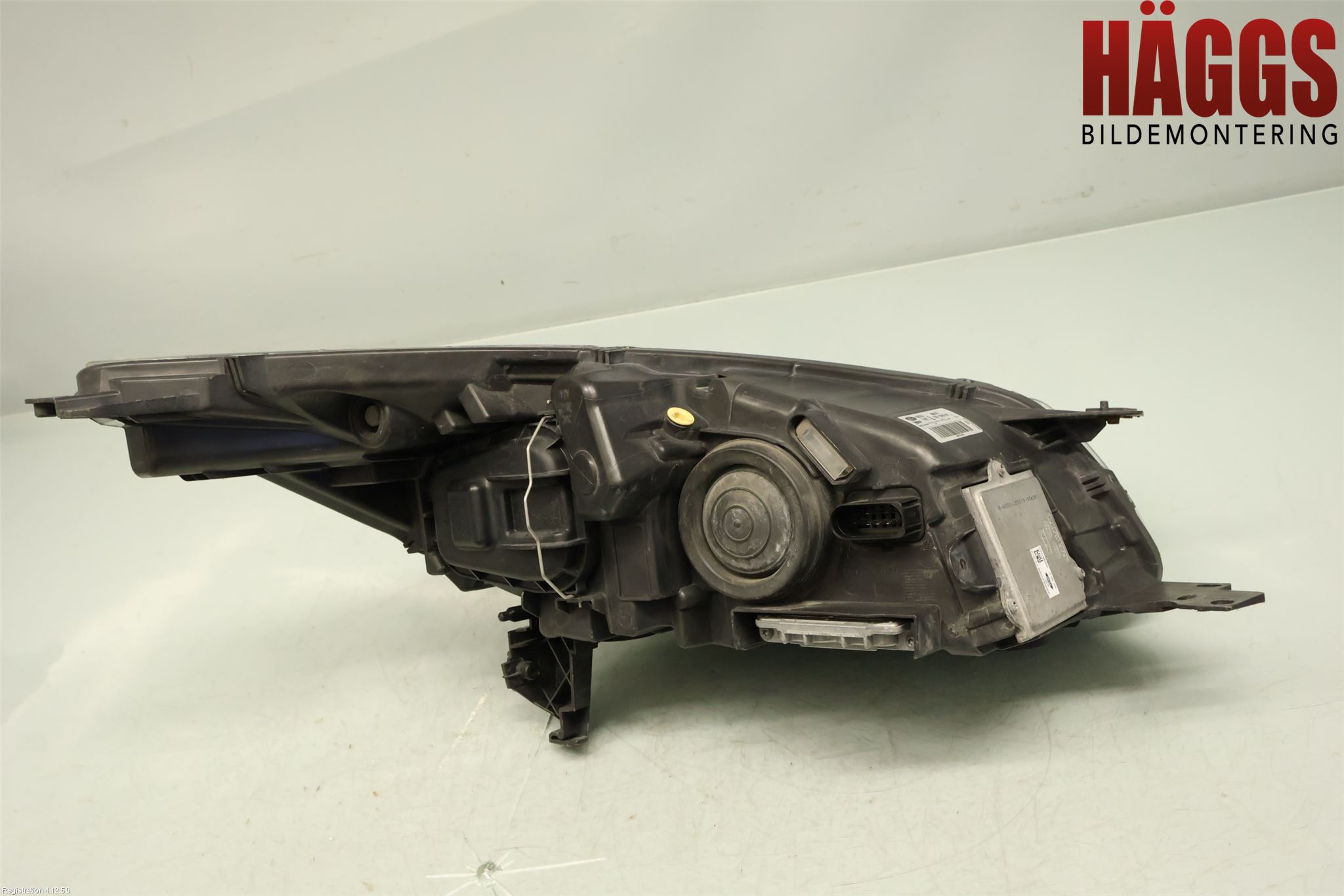 Ford KUGA 13-16 Strålkastare Vänster