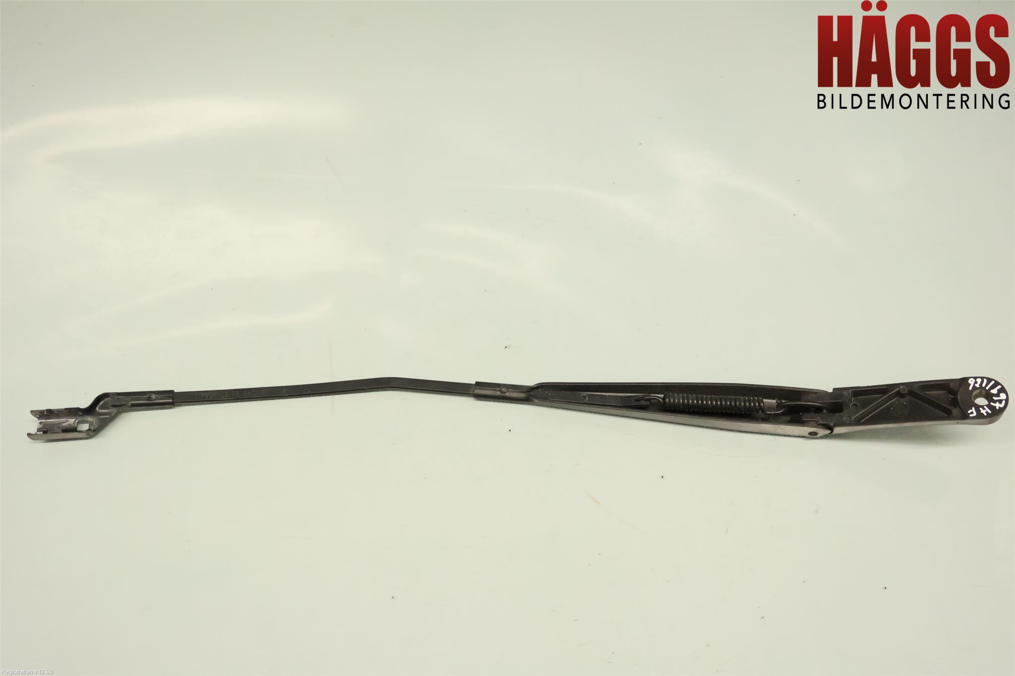 Volkswagen VW PASSAT 20-24 Torkararm Armar Vindruta