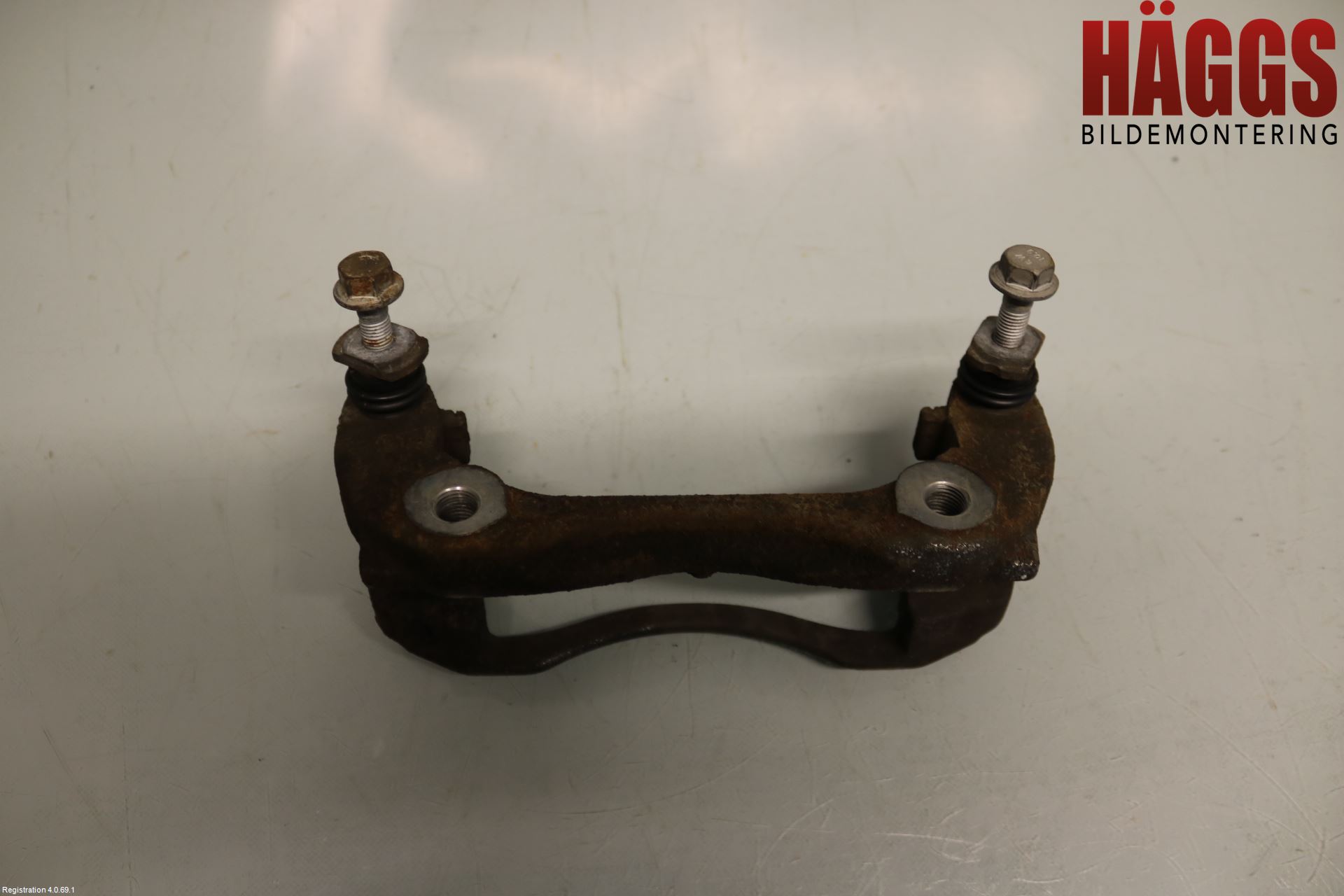 Volkswagen VW AMAROK 2H 10-22 Bromsokshållare
